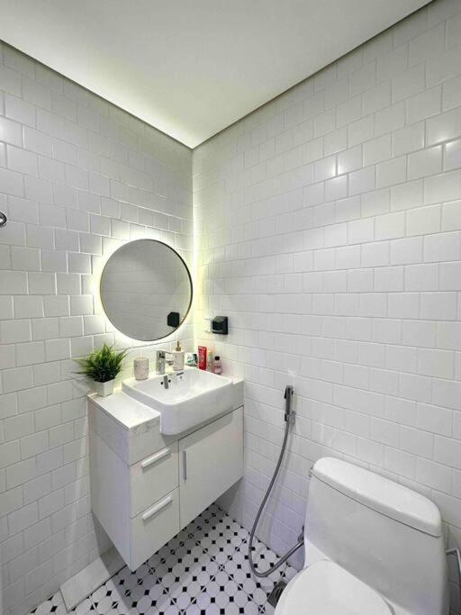 3BDR2WC/Lakeview/Dcapitale