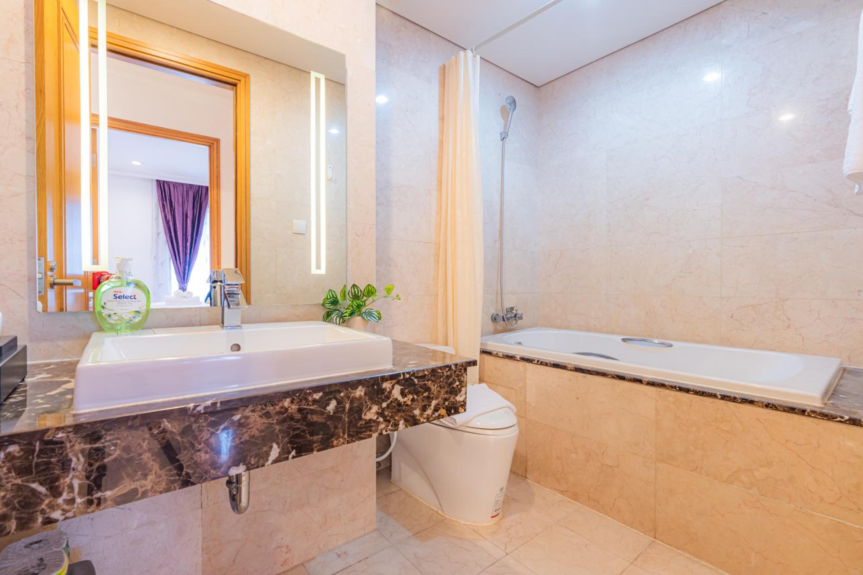 Sai Gon Pavillon Bà Huyện Thanh Quan Quận 3