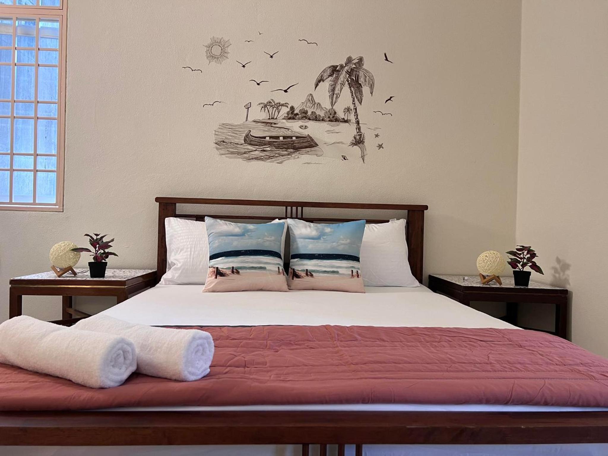 EE's Sunset House - Homestay 3 min walk to beach photo 5