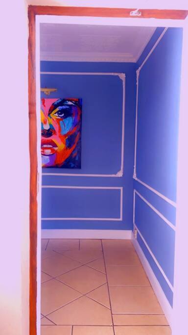 OR Tambo Airport Mansion ,Self Catering Holiday Home