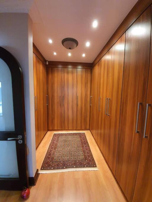 OR Tambo Airport Mansion ,Self Catering Holiday Home