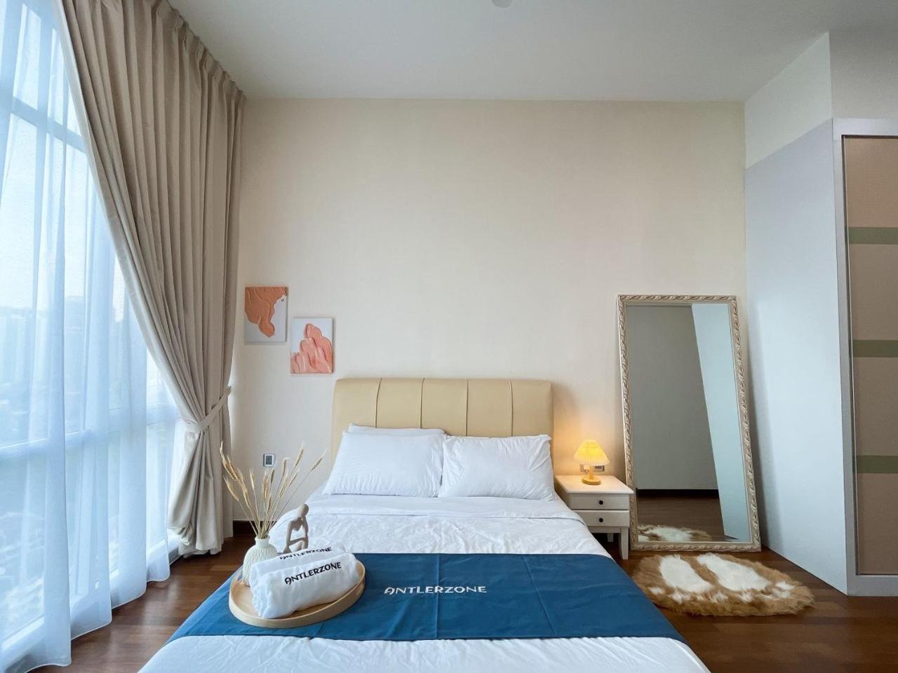 Paragon Suite Homestay by Antlerzone