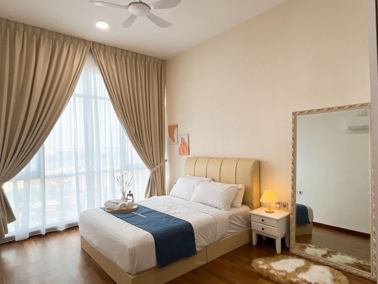 Paragon Suite Homestay by Antlerzone
