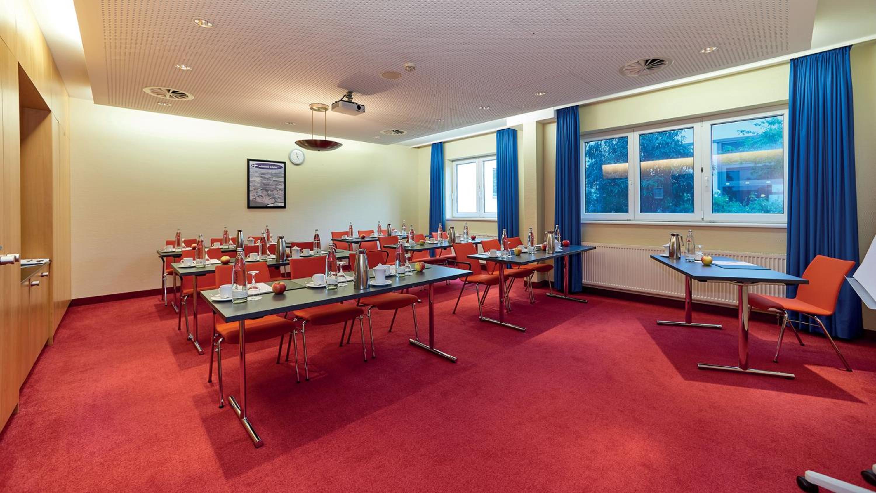 Holiday Inn Berlin Airport - Conference Centre, an IHG Hotel - Property Image 109