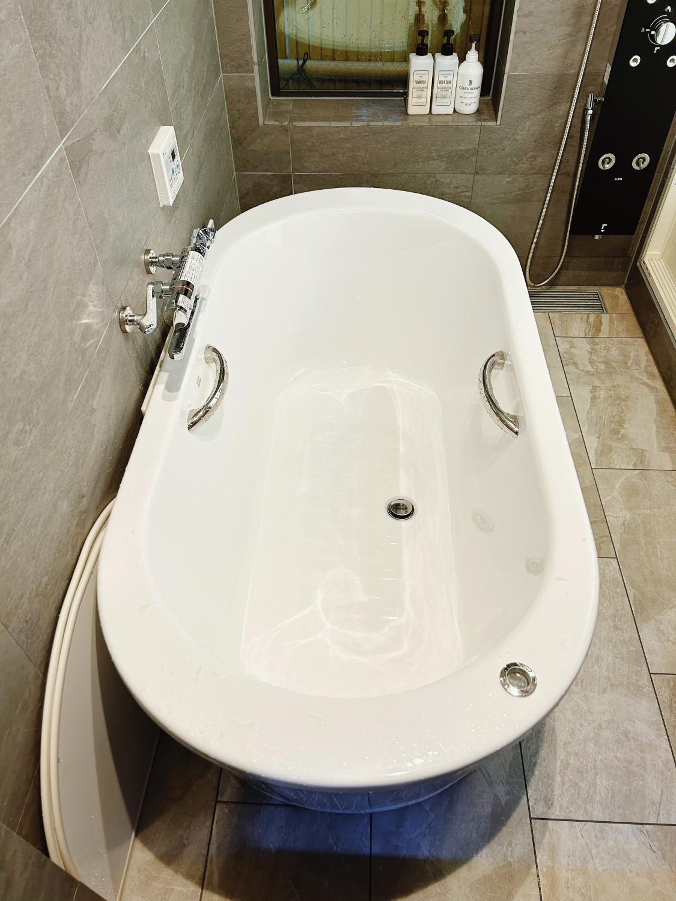 Tokyo Private villa/near station/Ginza/Asakusa/Sky Tree/Louis House