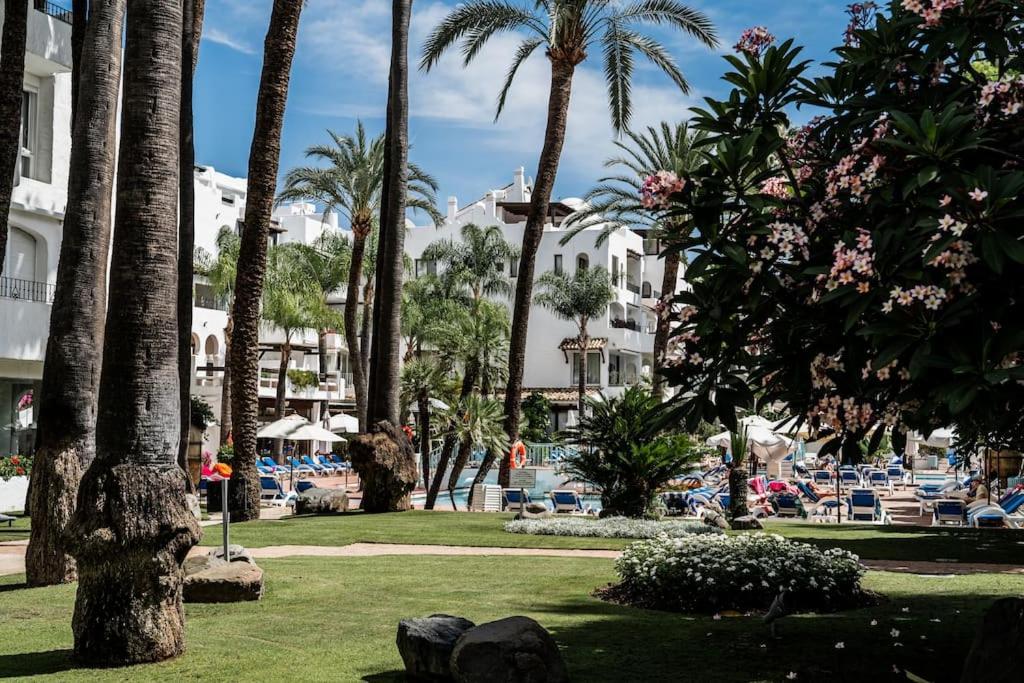 Luxury apartment in Puerto Banus La Alcazaba