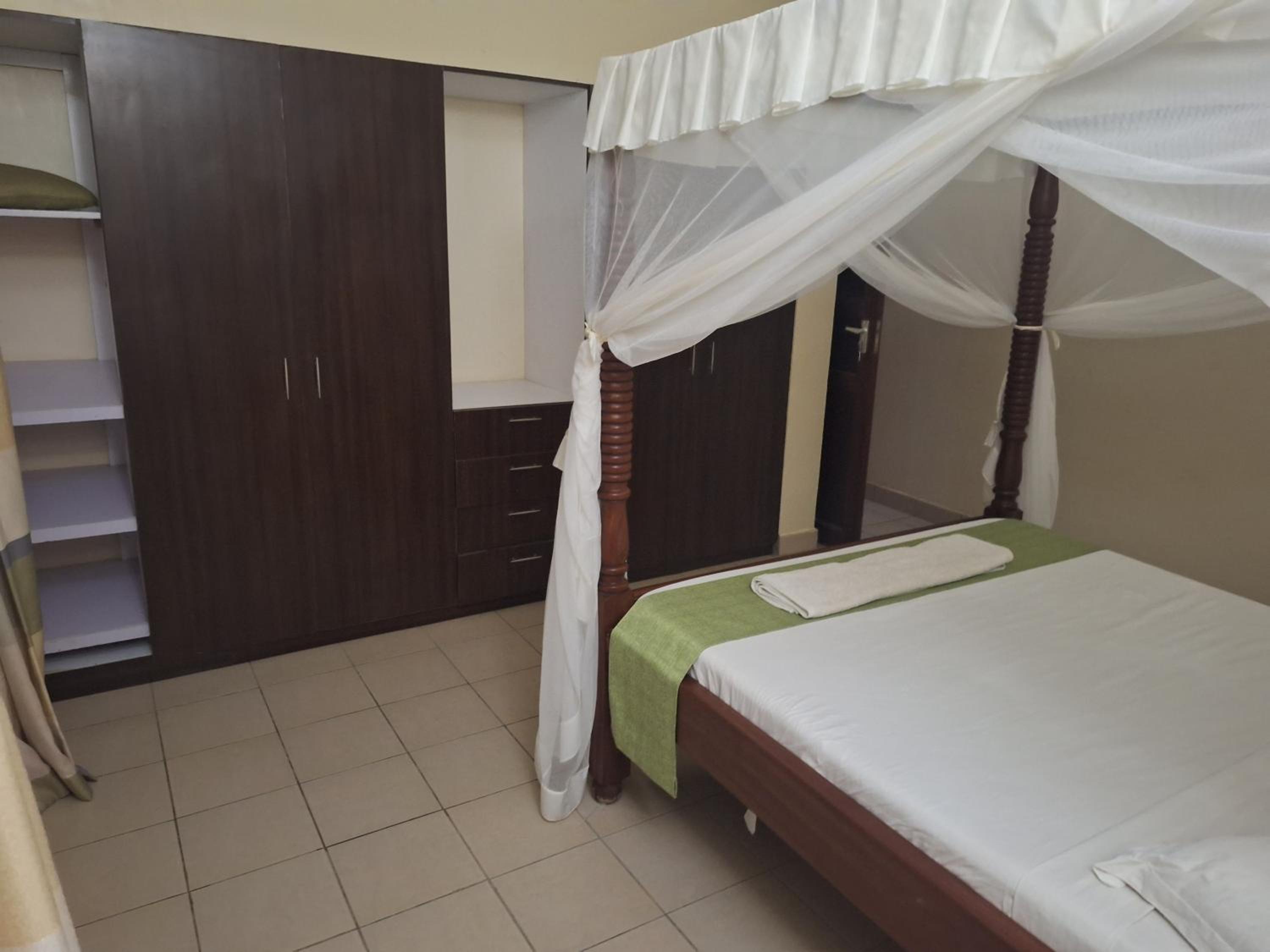 HomeAway_Luxurious Malindi view 5