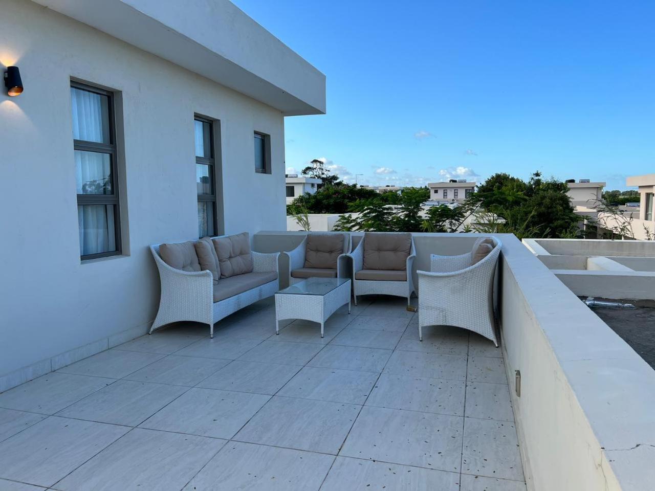 Lihanda Villa B1 view 5