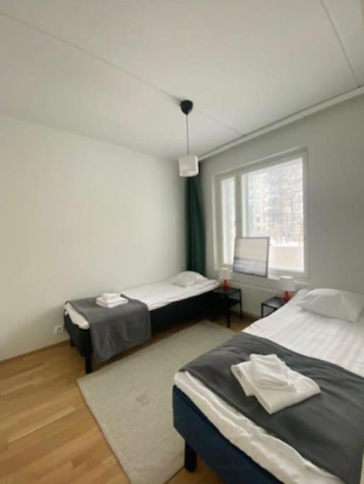 Kotimaailma - Kaunis tilava kolmio saunalla Helsingissä