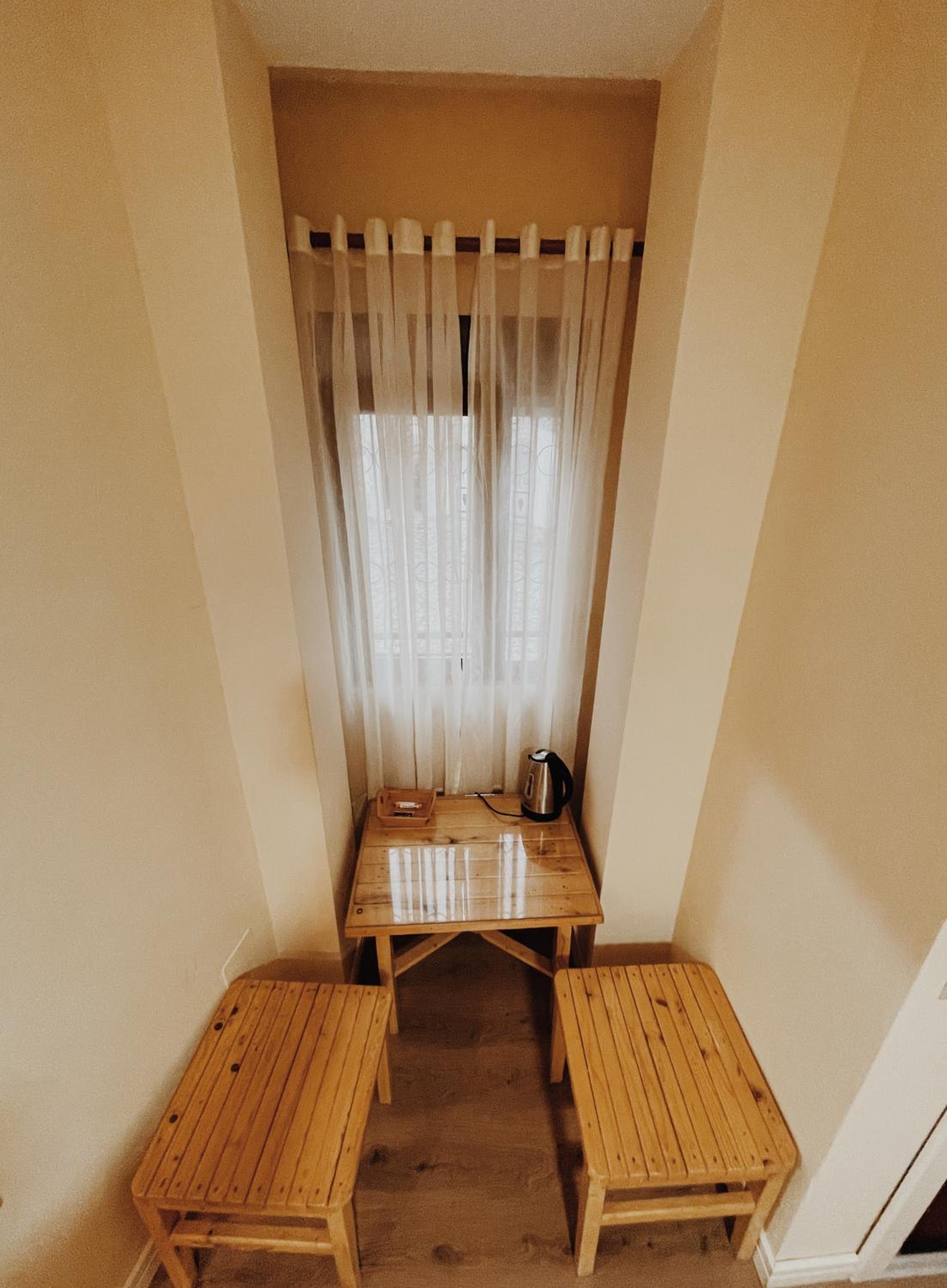 At Pikotiko's - Korca City Rooms for Rent