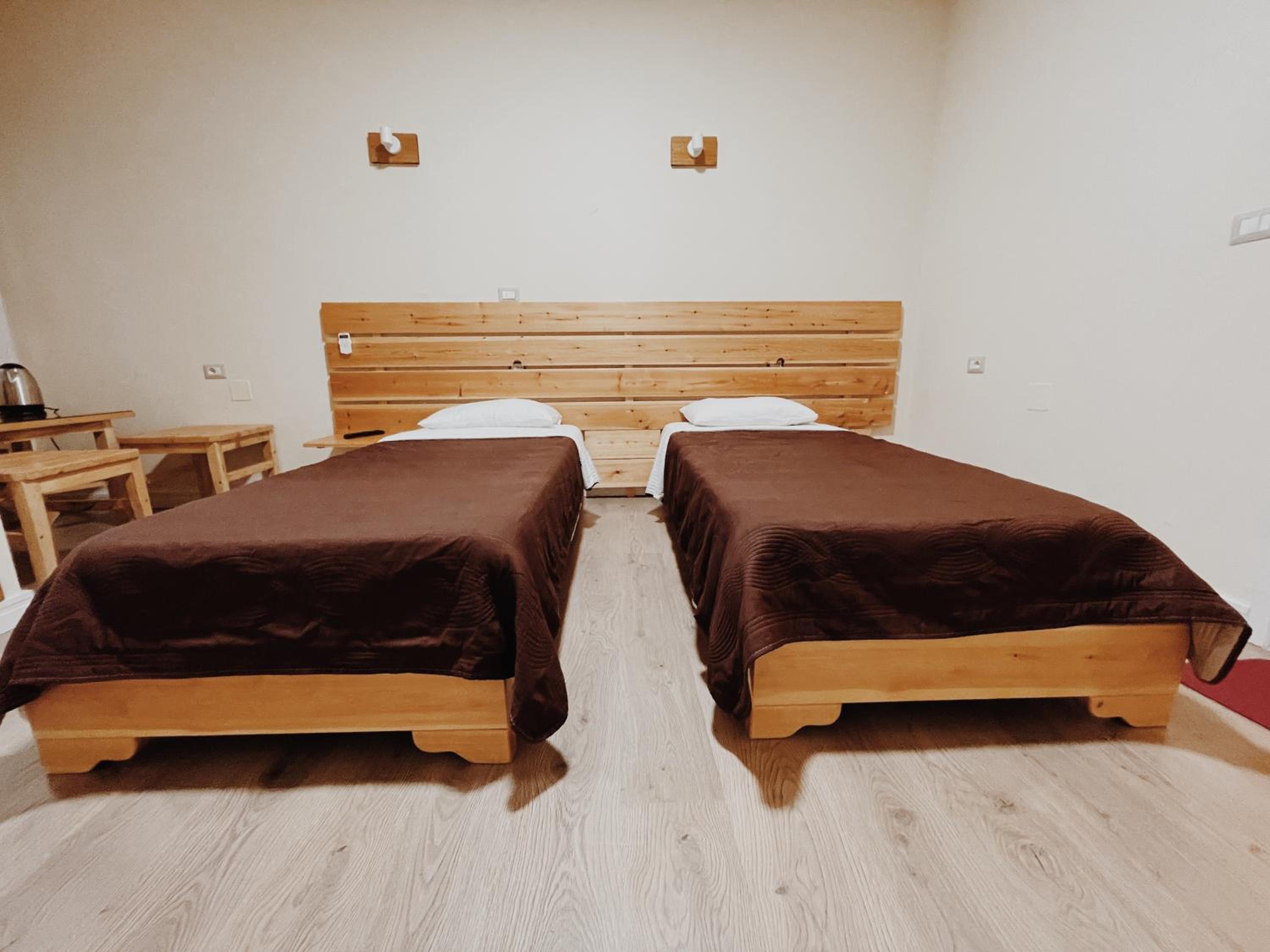 At Pikotiko's - Korca City Rooms for Rent
