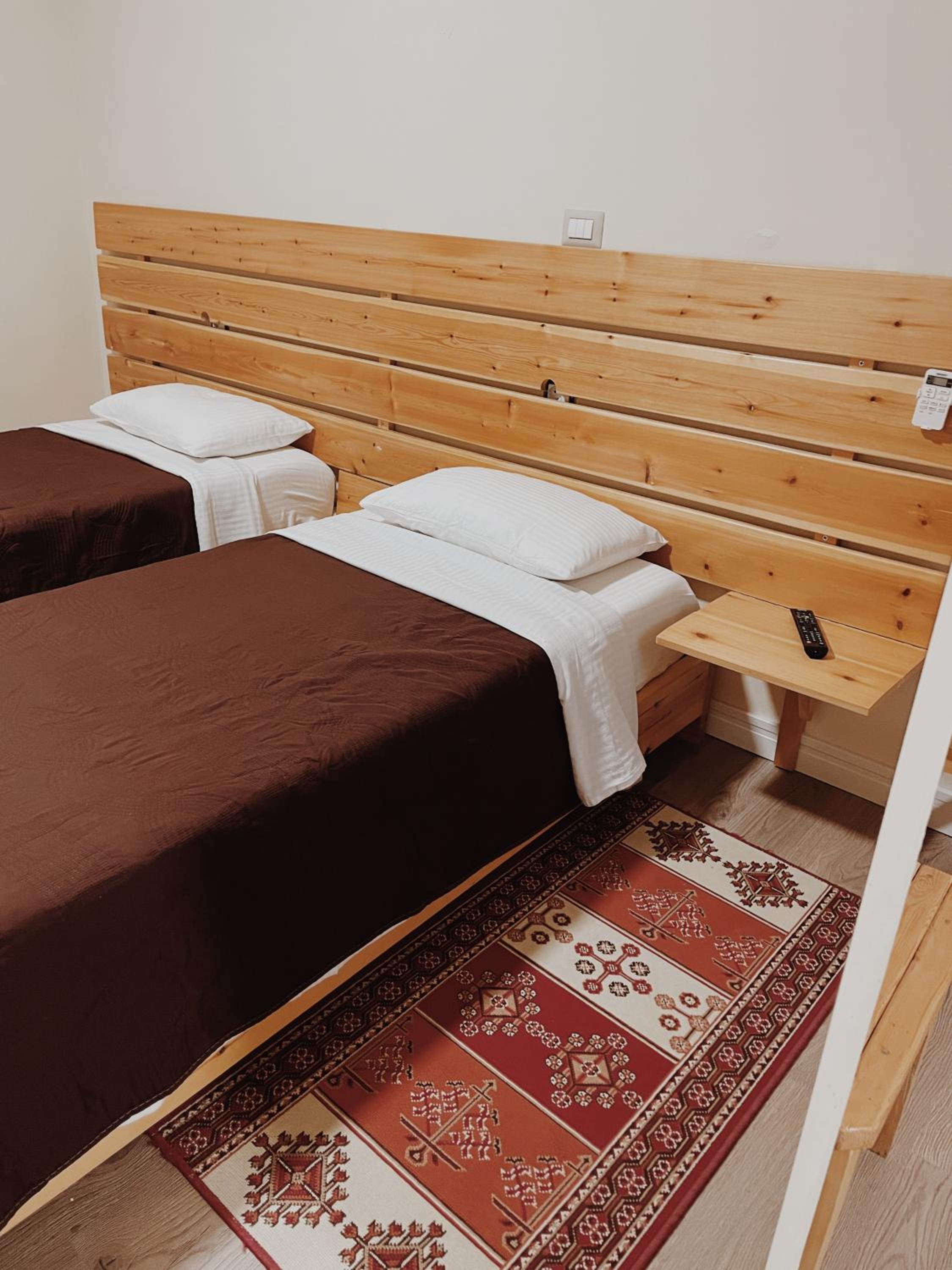 At Pikotiko's - Korca City Rooms for Rent