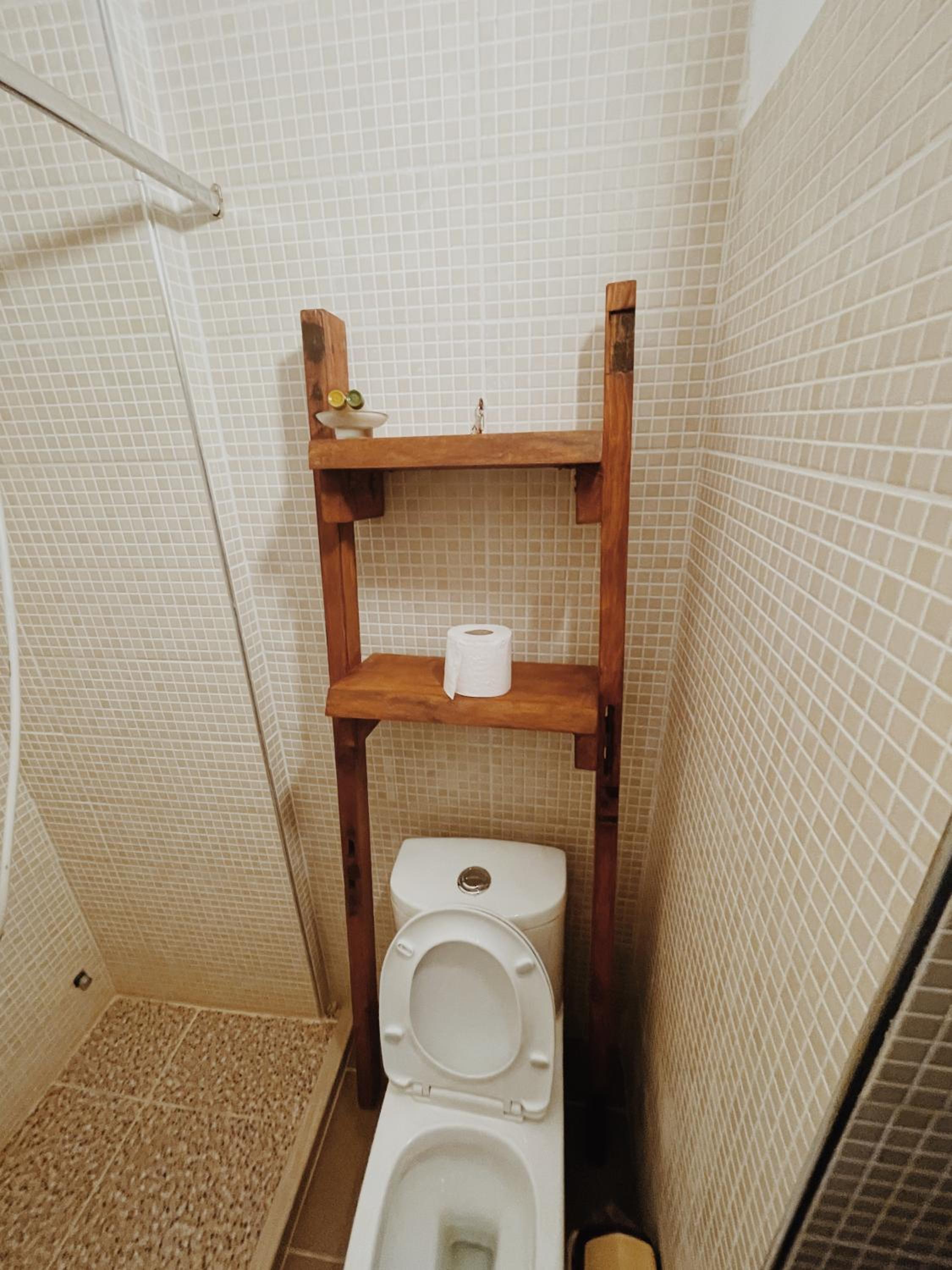 At Pikotiko's - Korca City Rooms for Rent