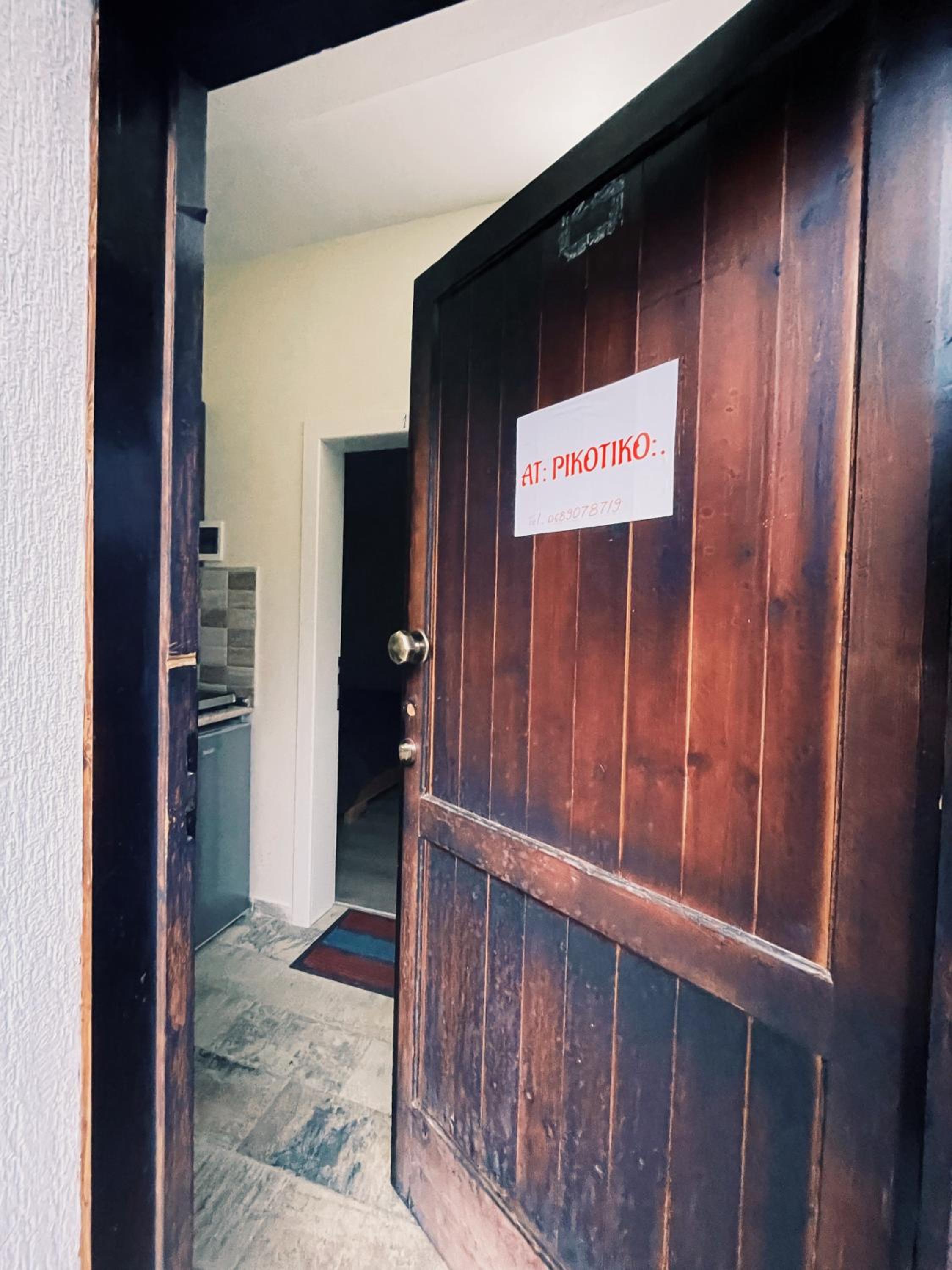 At Pikotiko's - Korca City Rooms for Rent