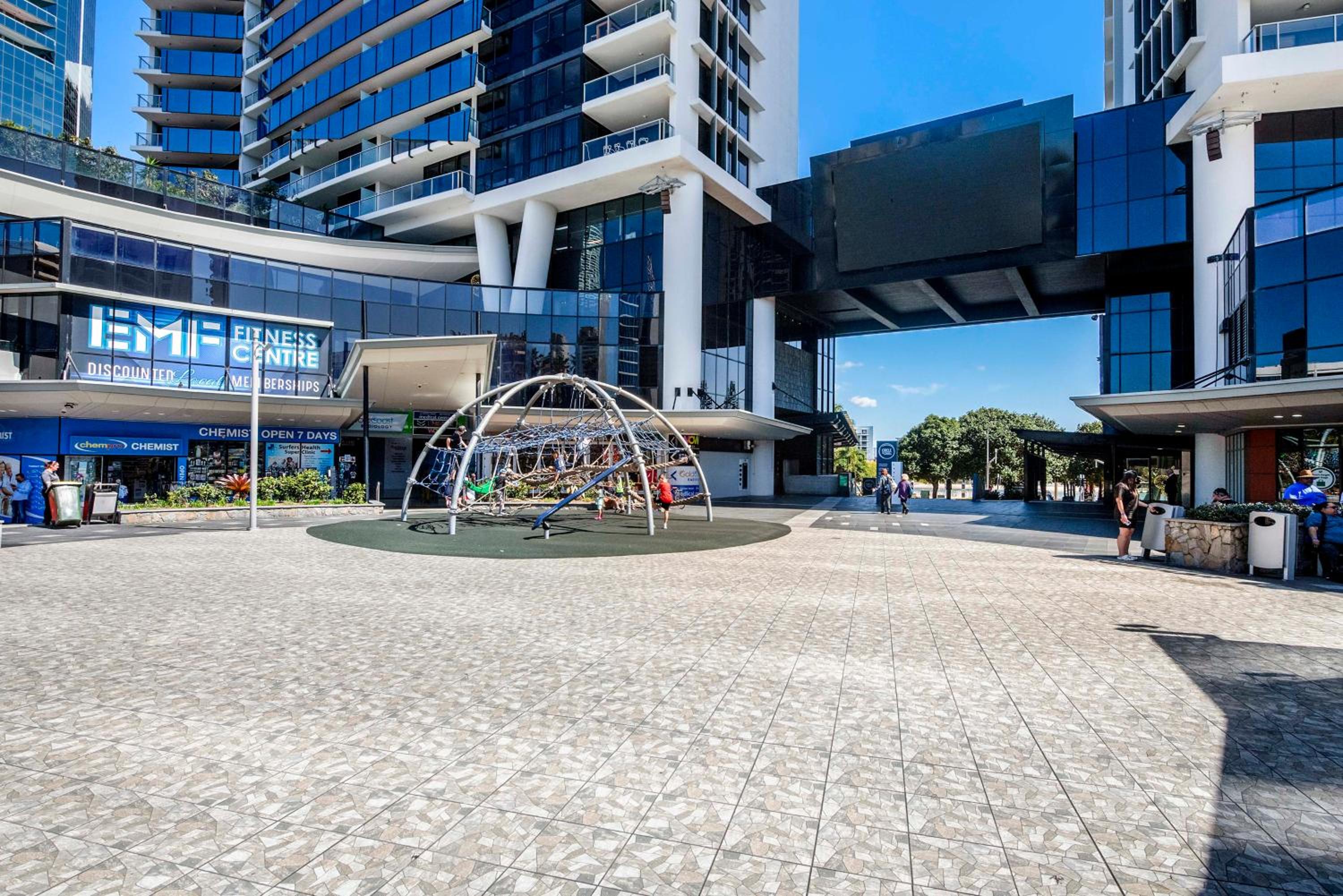 LEVELS 47-49 SUB PENTHOUSE - Self Contained, Privately Managed
