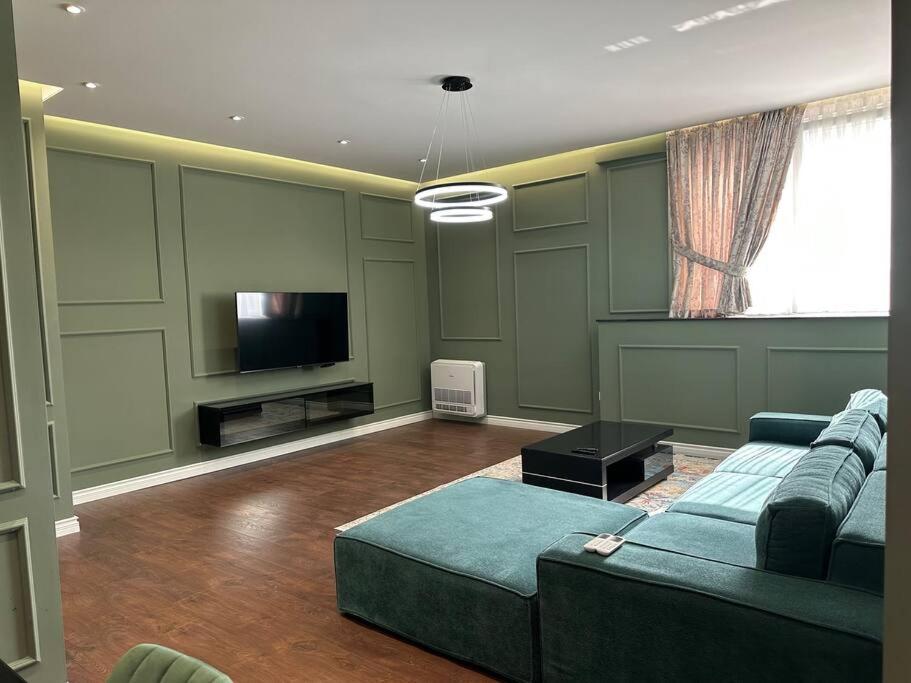 Green Apartment