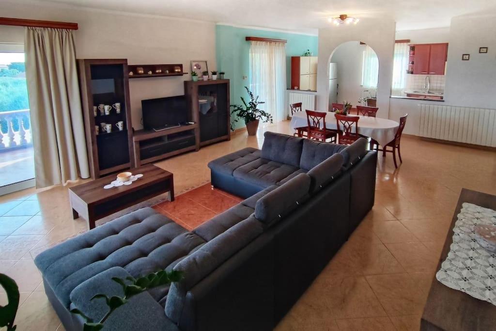 Apartment Valtura