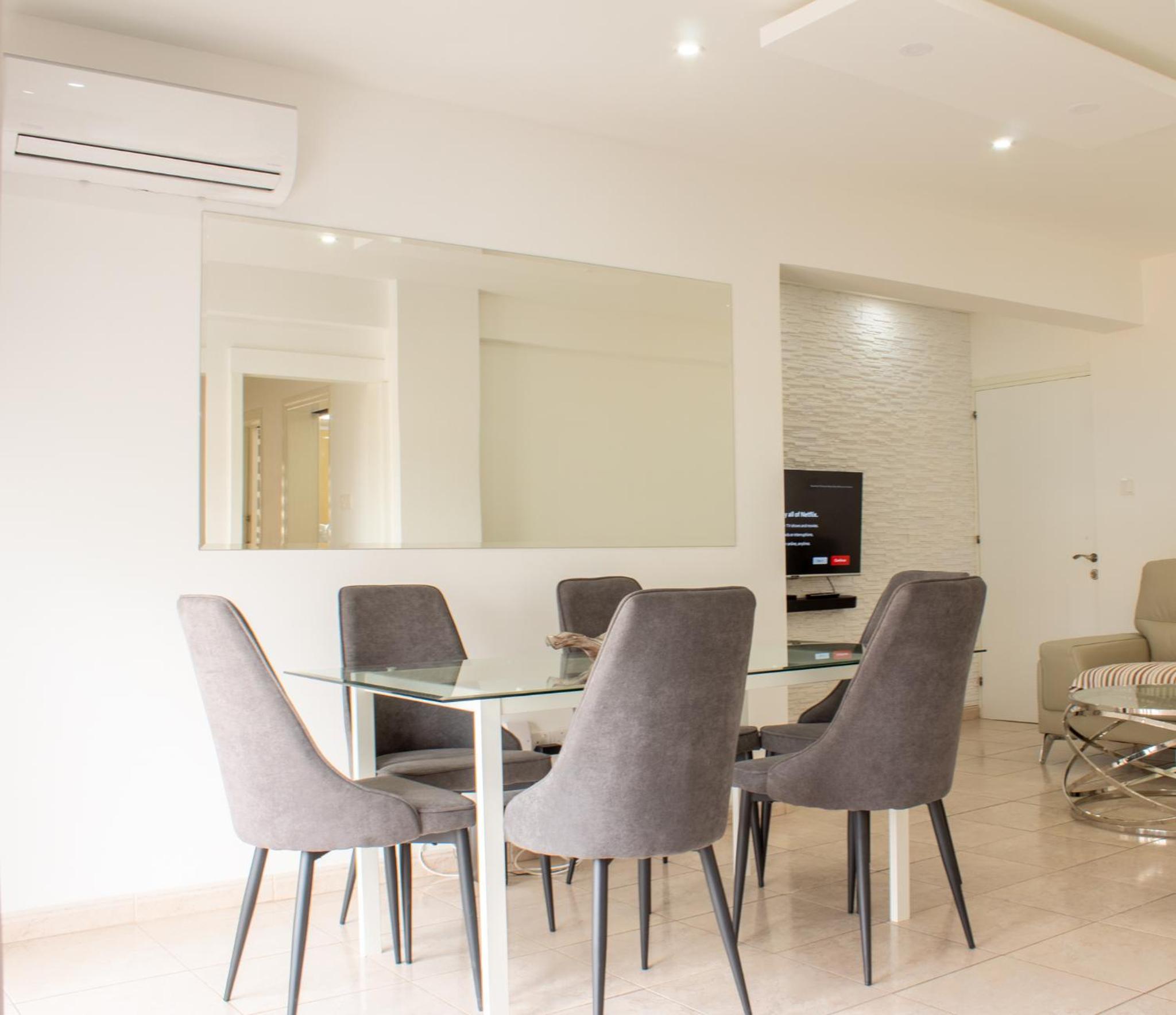 Central Larnaca Apartment