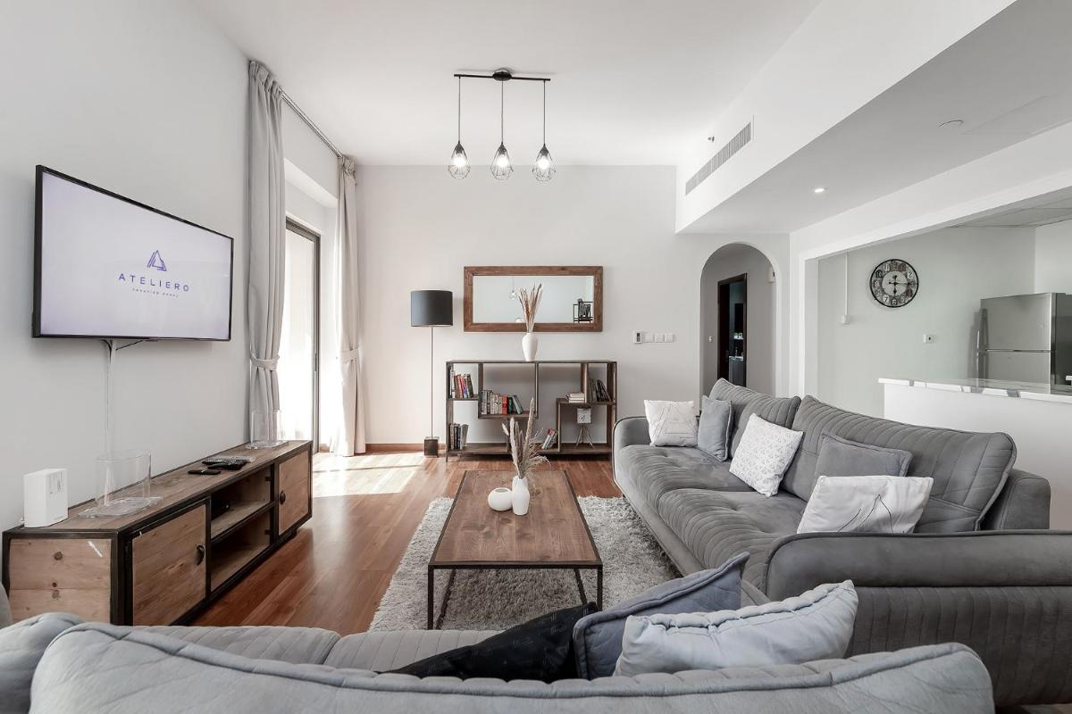 Luxury 2BR at Rimal 3