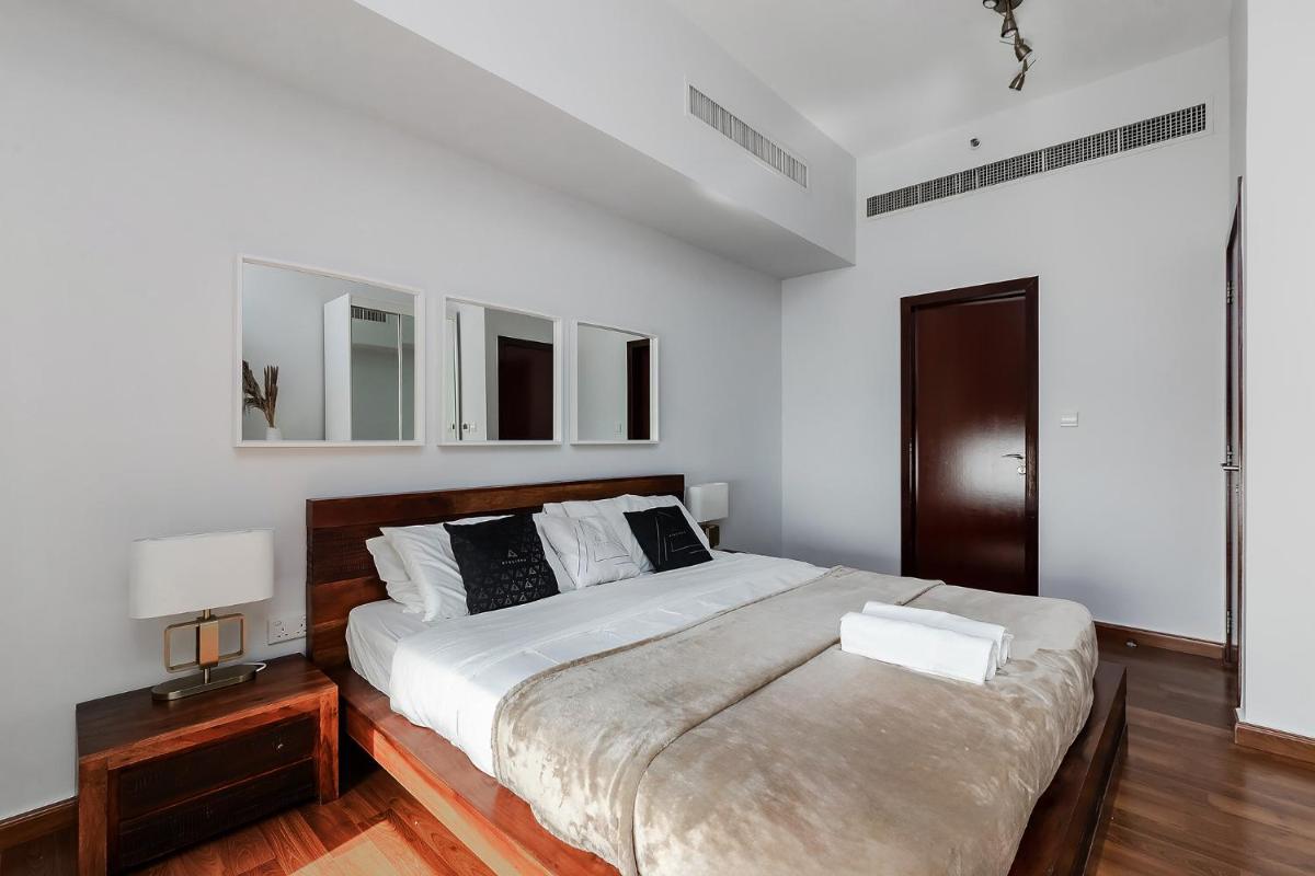 Luxury 2BR at Rimal 3