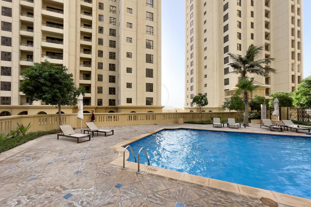 Luxury 2BR at Rimal 3