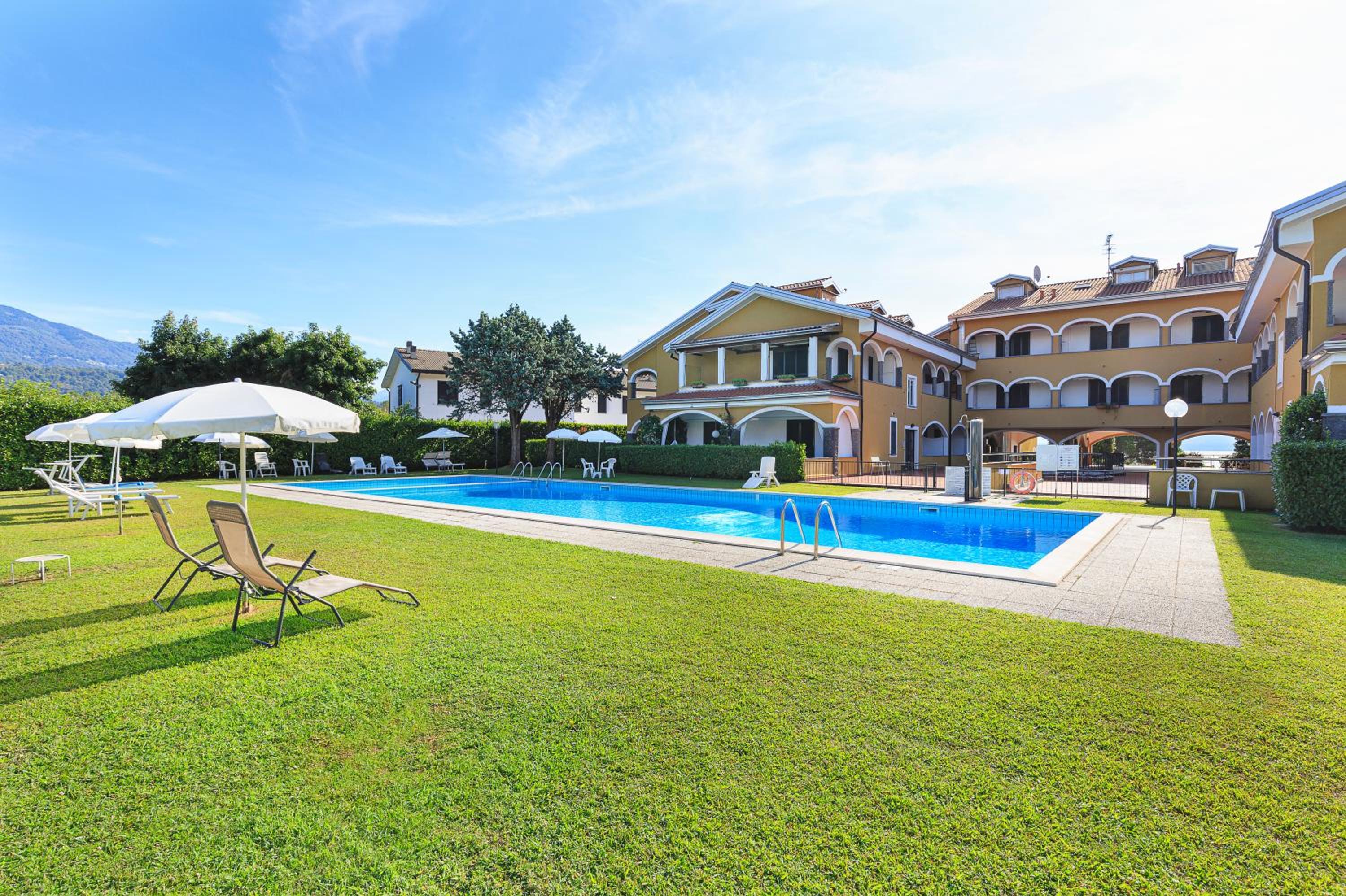 Aquarama - By Impero House view 4