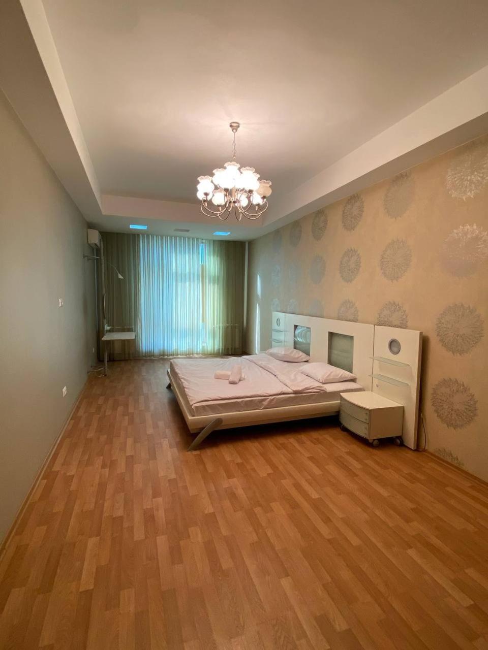 Modern City Center Apartments view 3