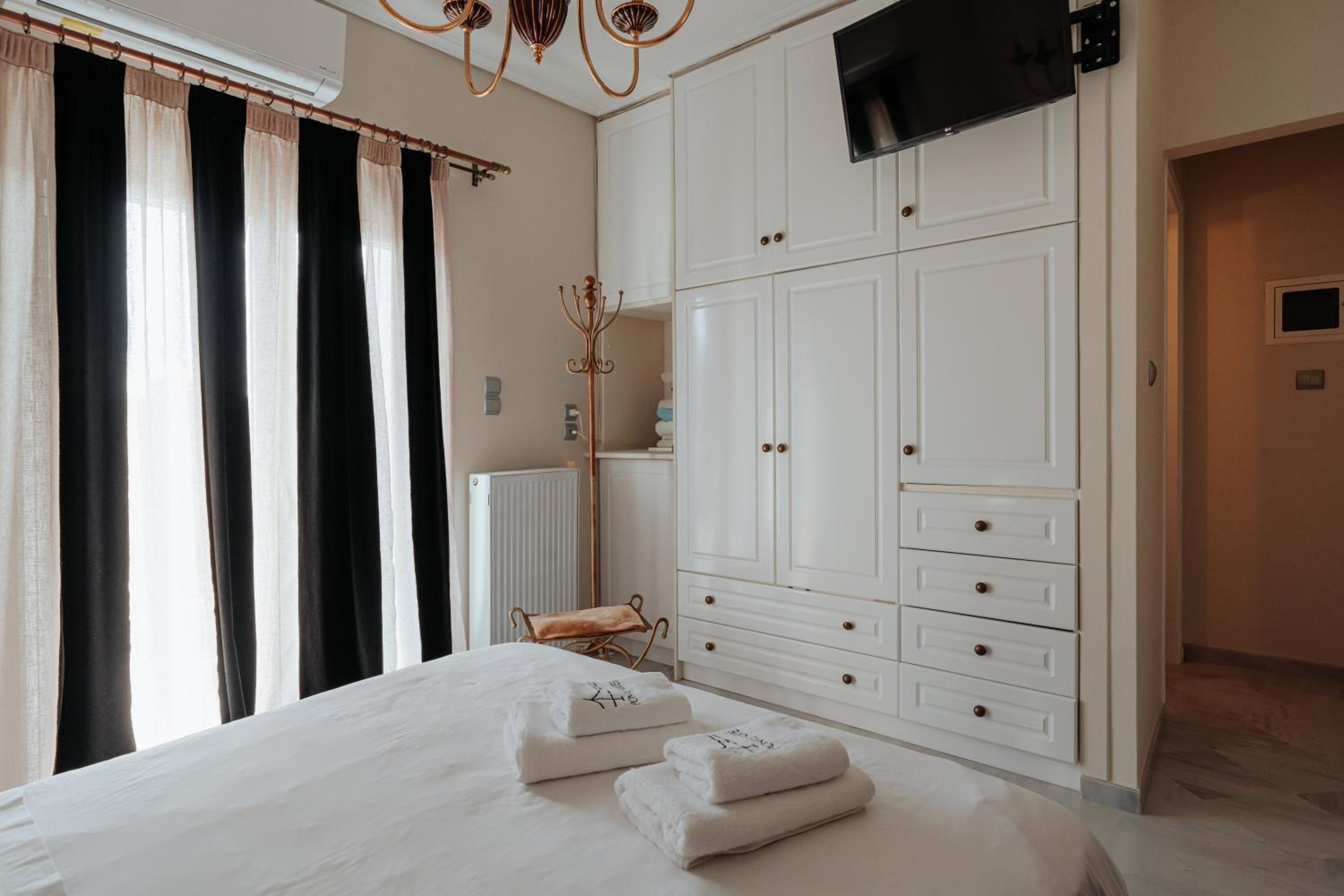 Ponte Suites