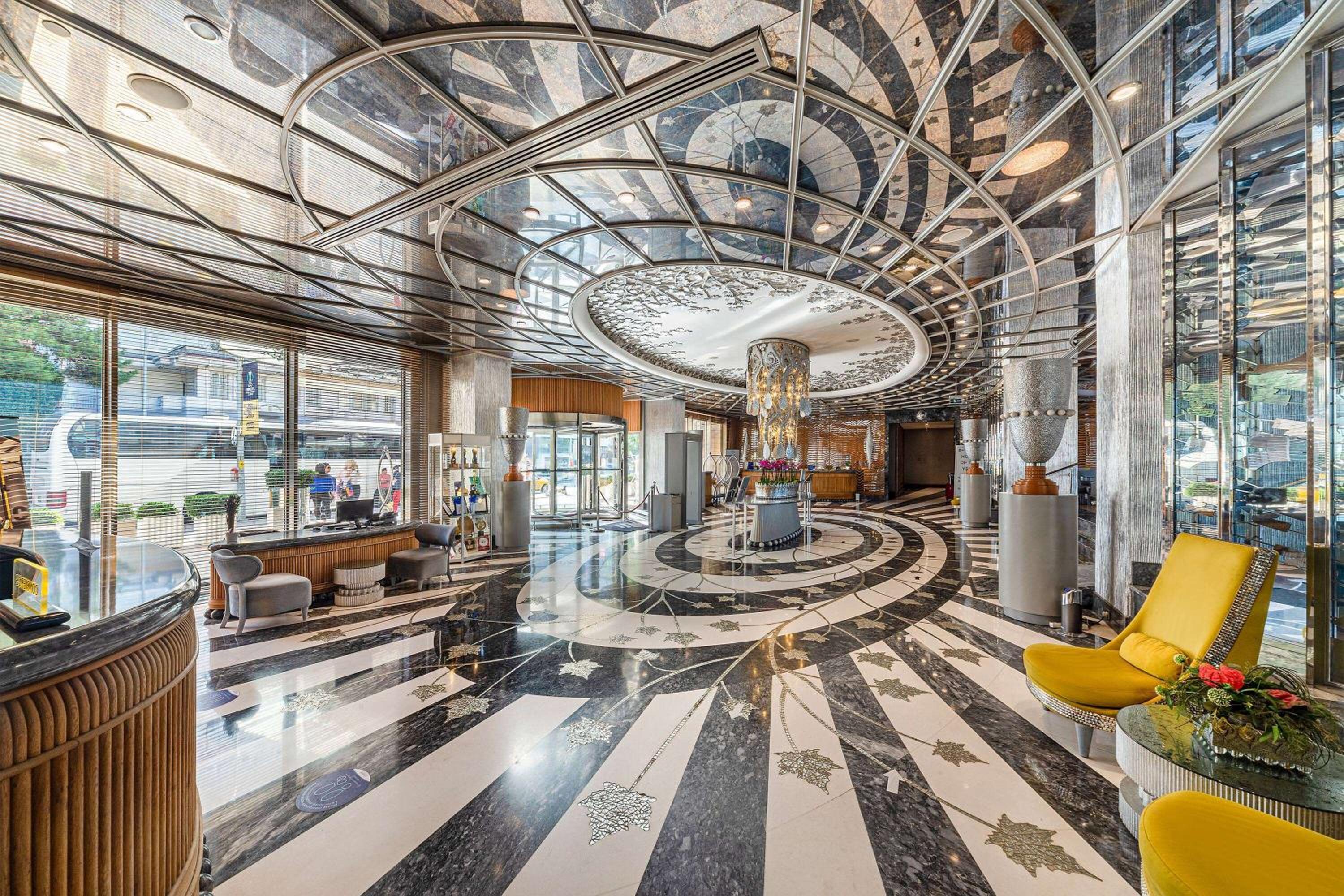 Wyndham Grand Istanbul Kalamış Marina Hotel - Image 8