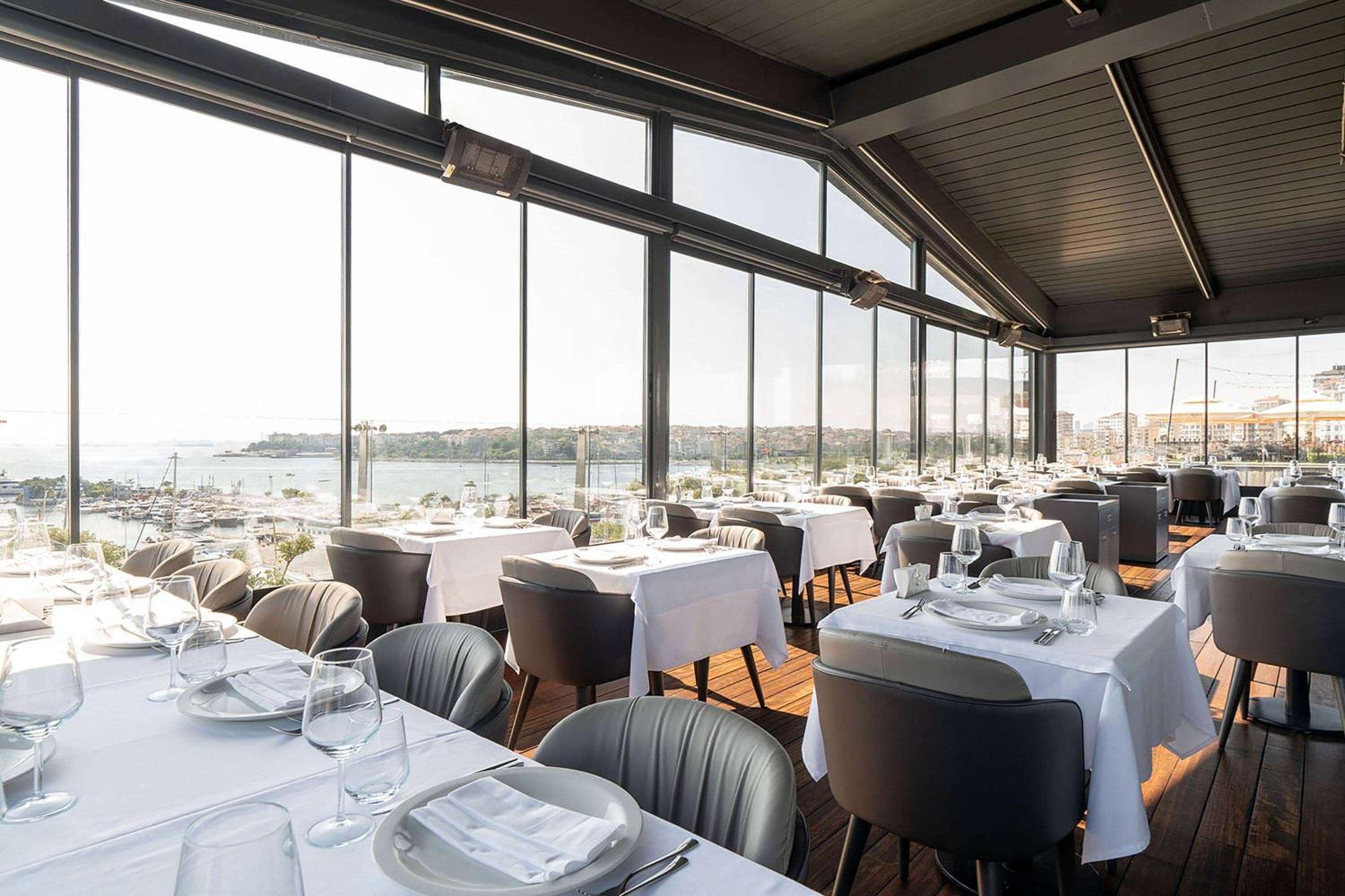 Wyndham Grand Istanbul Kalamış Marina Hotel - Image 15