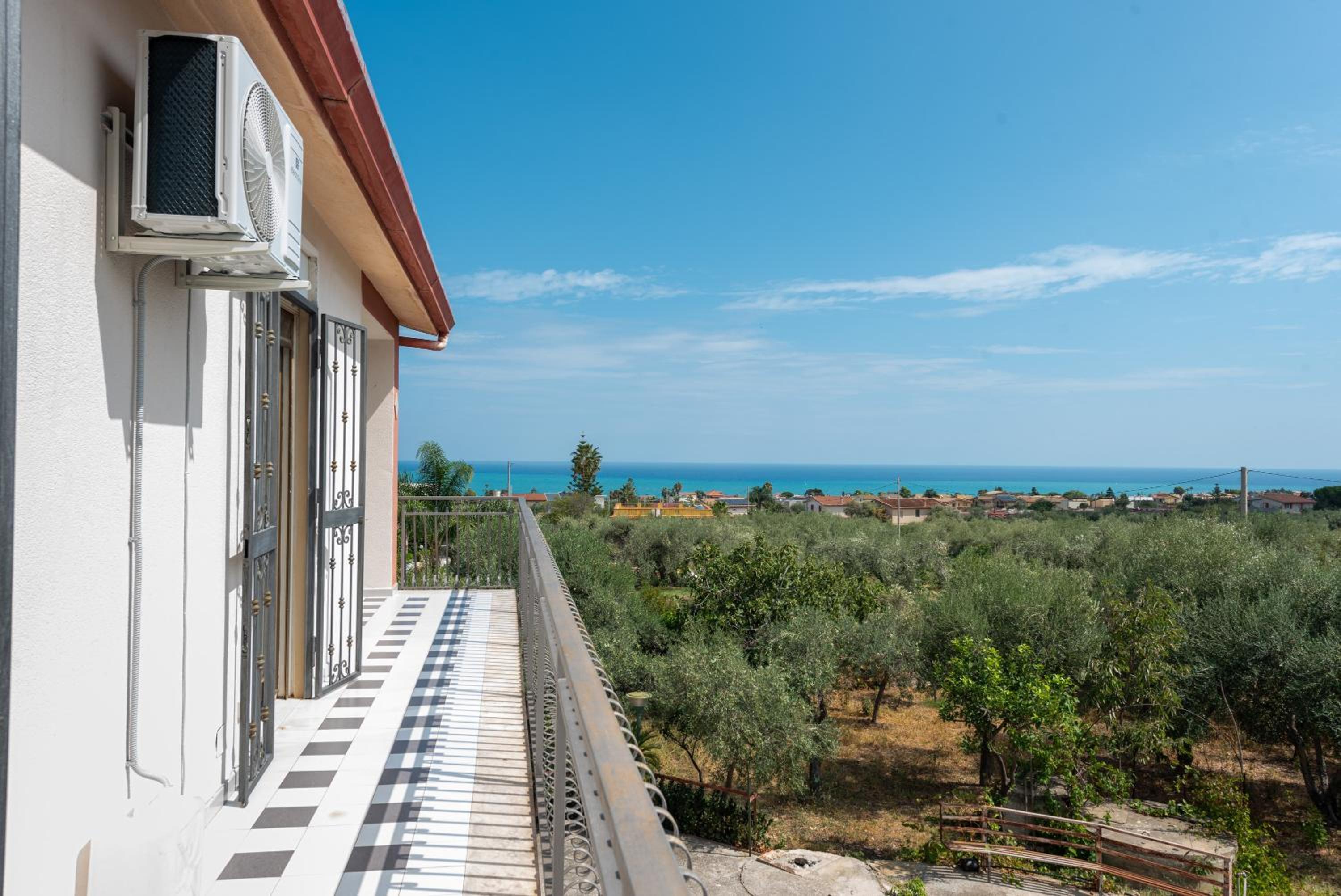 Casa Vacanze Zina view 3