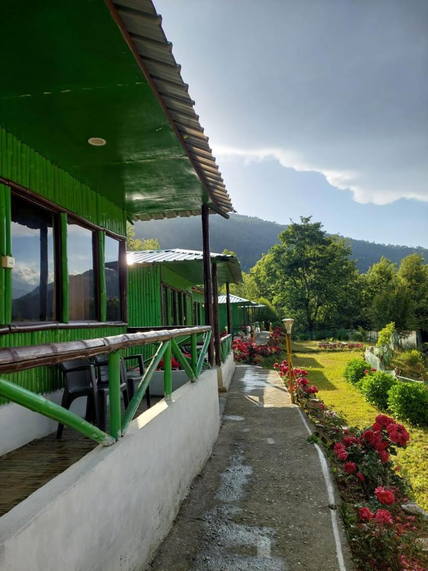 Moonline Resort