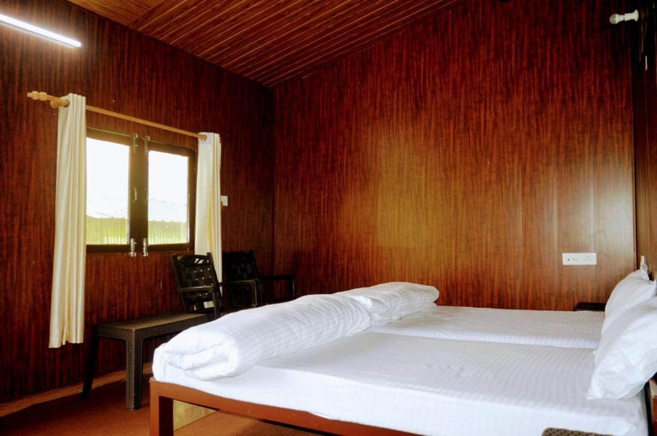 Moonline Resort