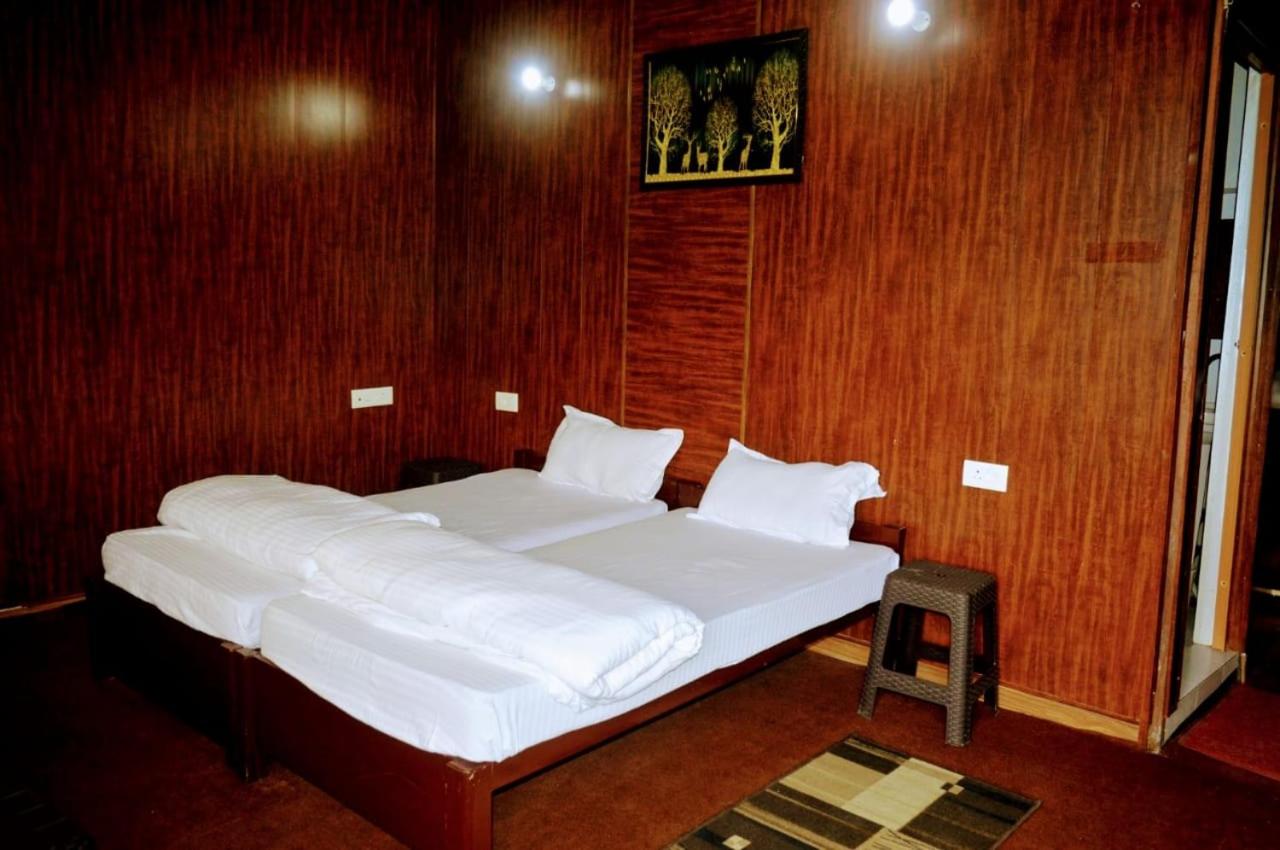 Moonline Resort