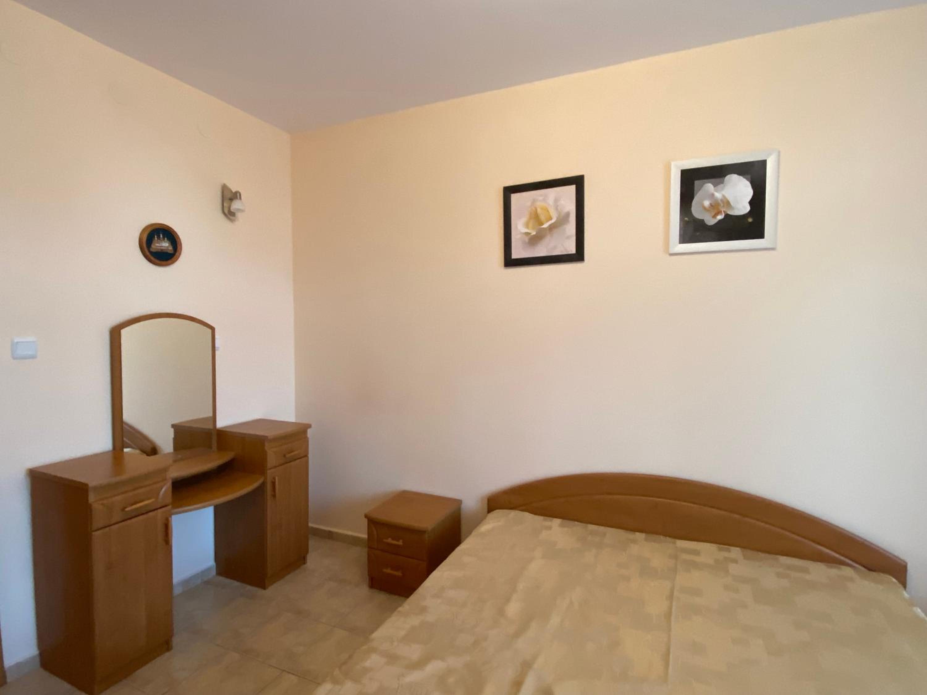 ANITA A21 Large Apartment Sunny Beach