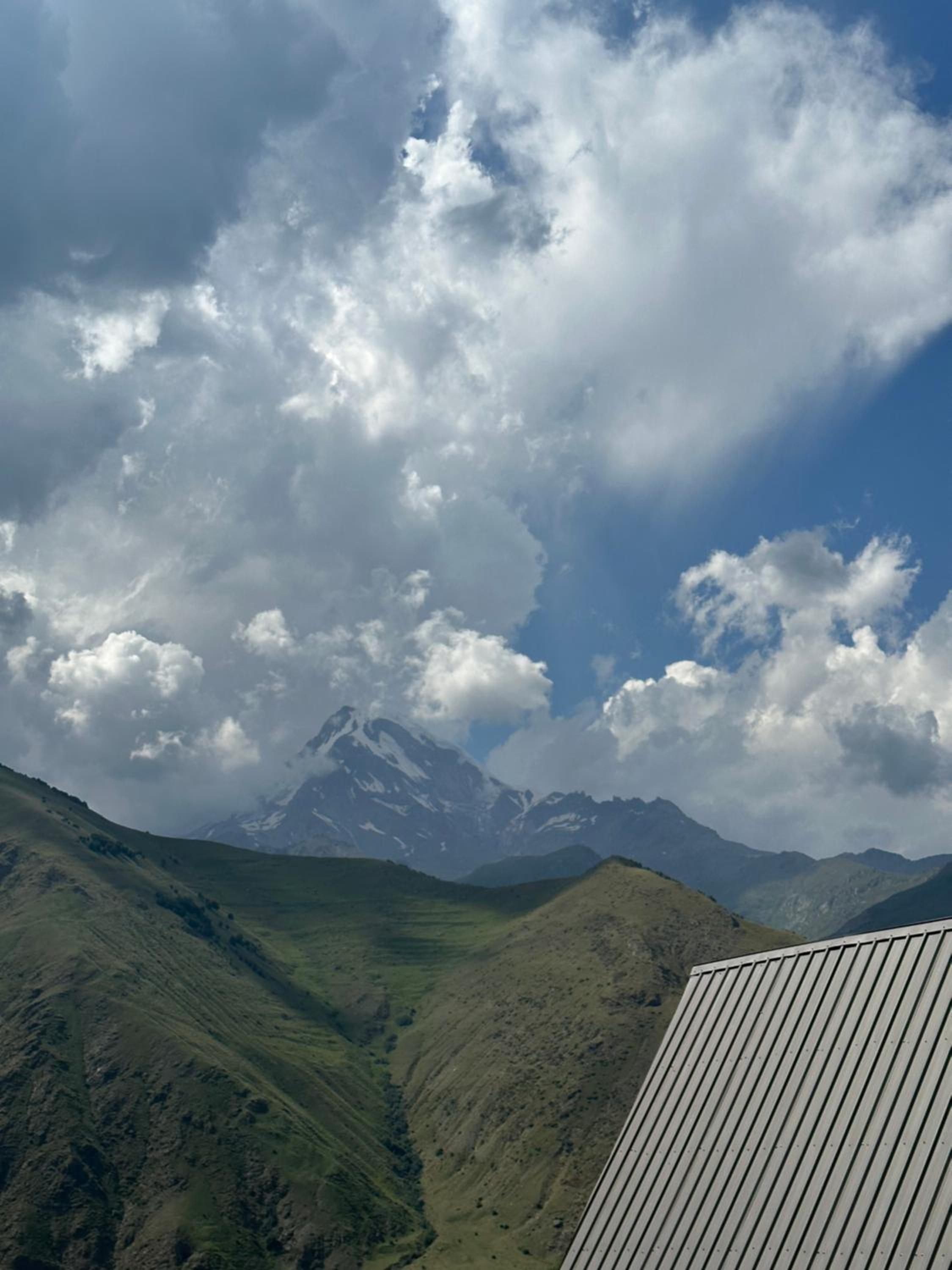 Kazbegi Inn Cottages