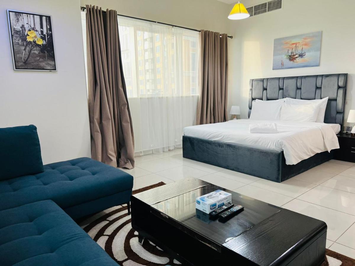 Entire private self catered sea view Apartments marina