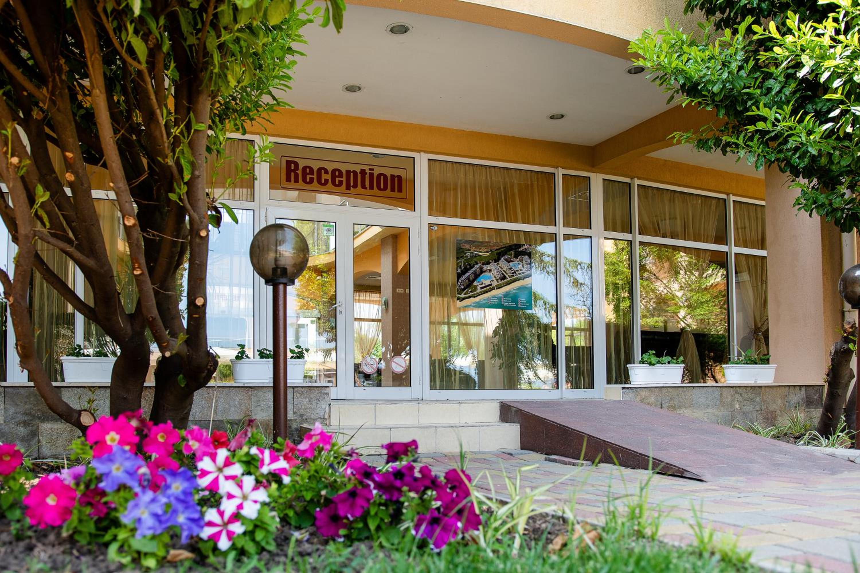 Midia Family Resort Apartments