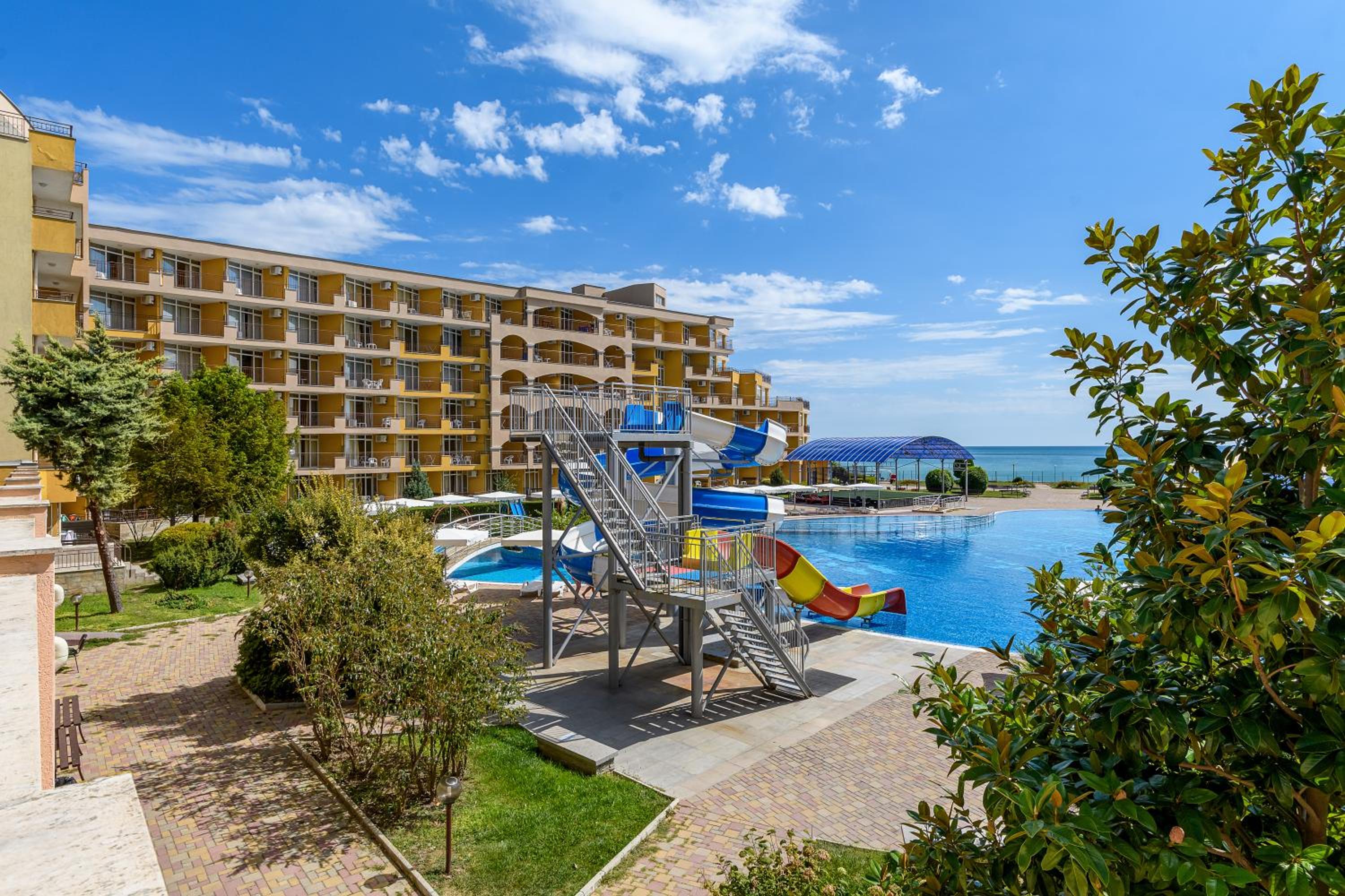 Midia Family Resort Apartments
