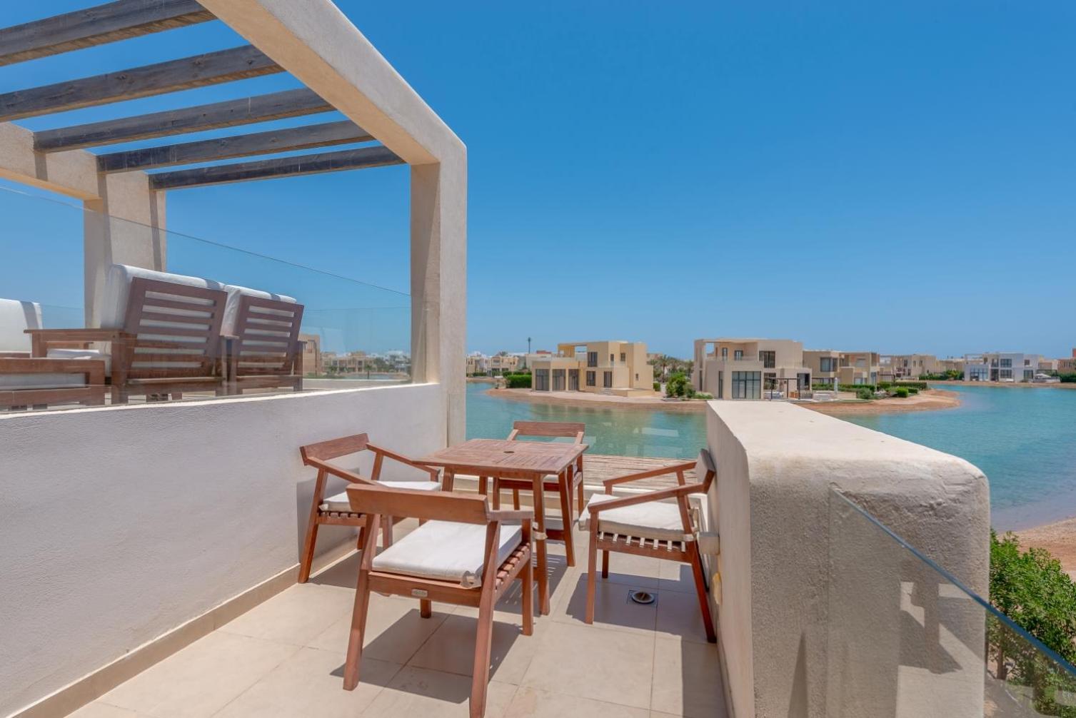 Comfy 3BR Standalone in Tawila, El Gouna. Lagoon & Pool access view 2