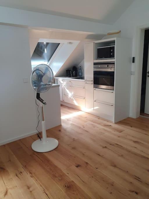 4.OG/Maisonette-Wohnung neu/4-Zimmer/Weststadt
