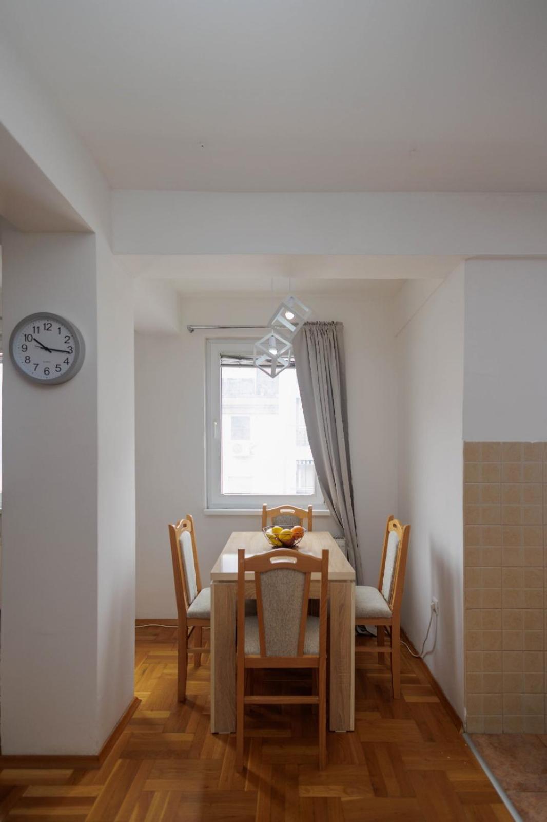 Central Apartment