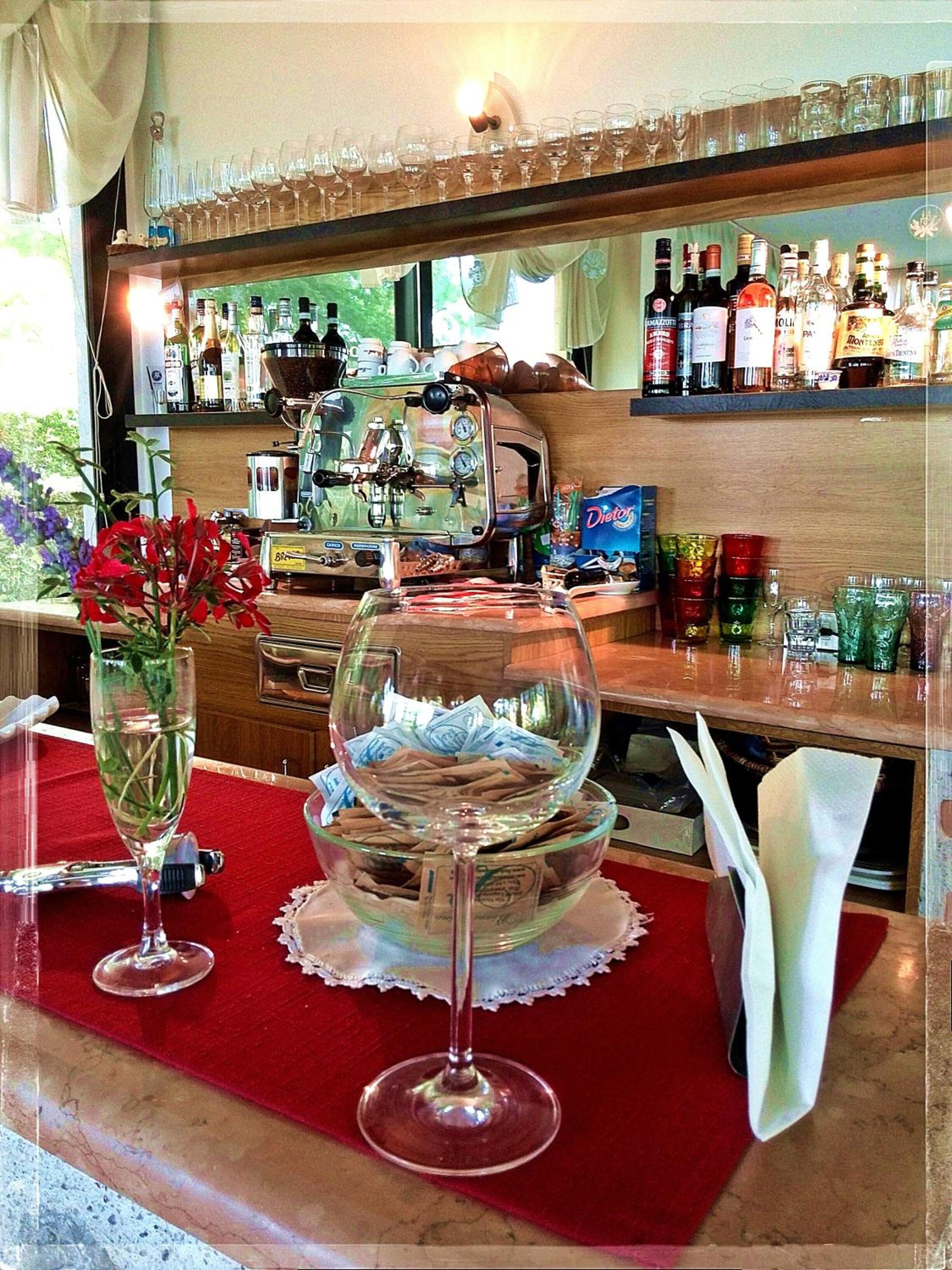 bar