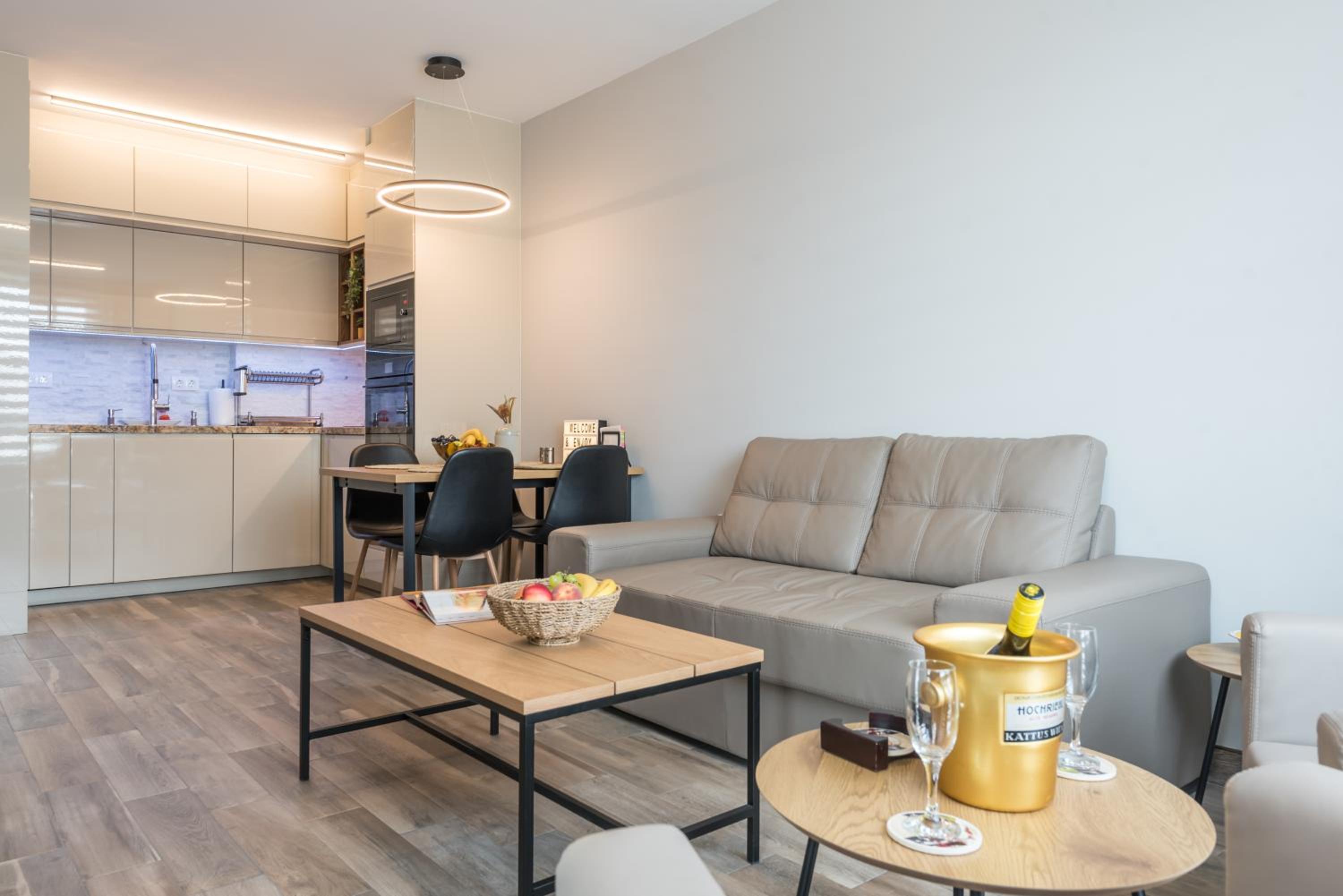 Apartment B - Lifestyle Holiday