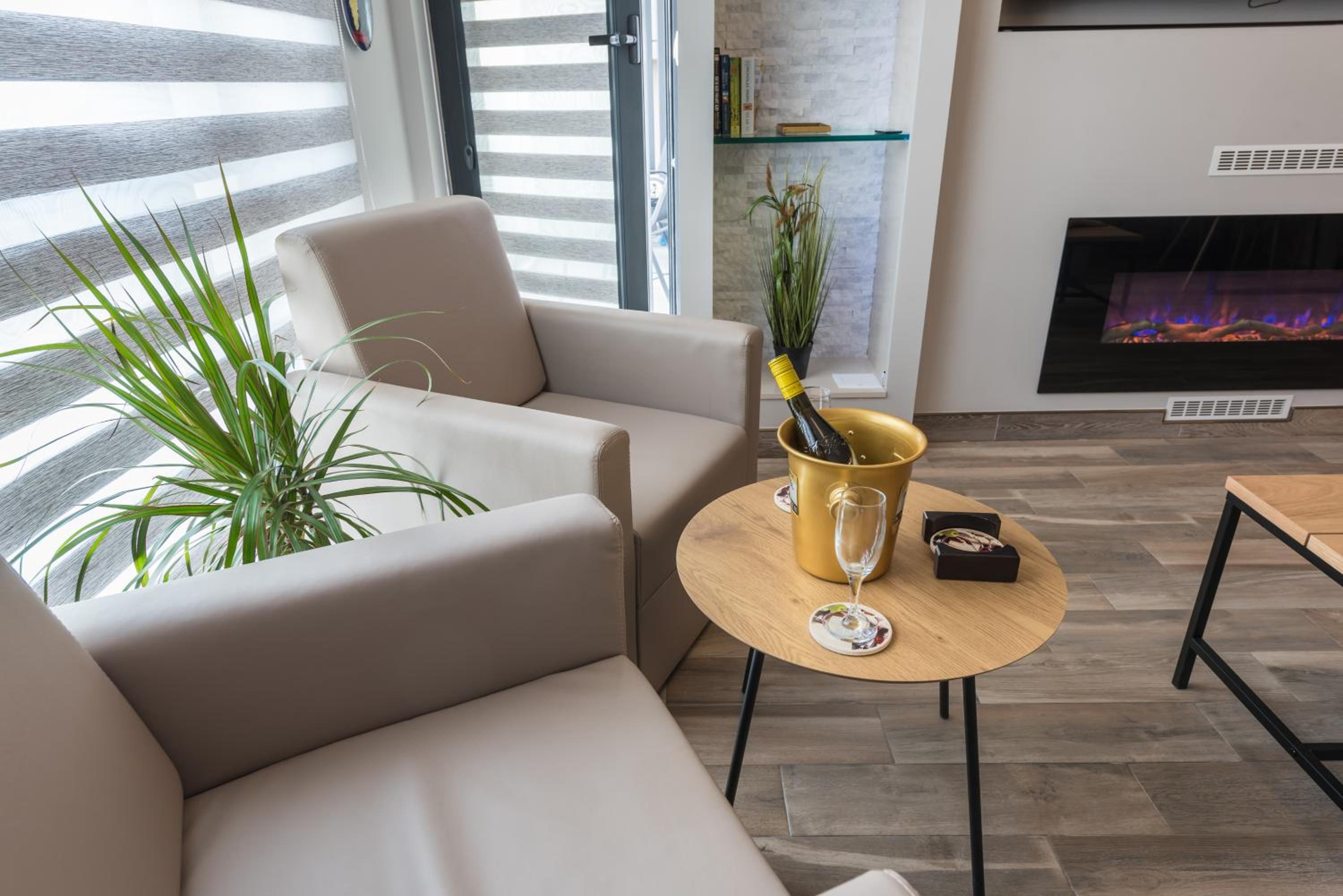 Apartment B - Lifestyle Holiday
