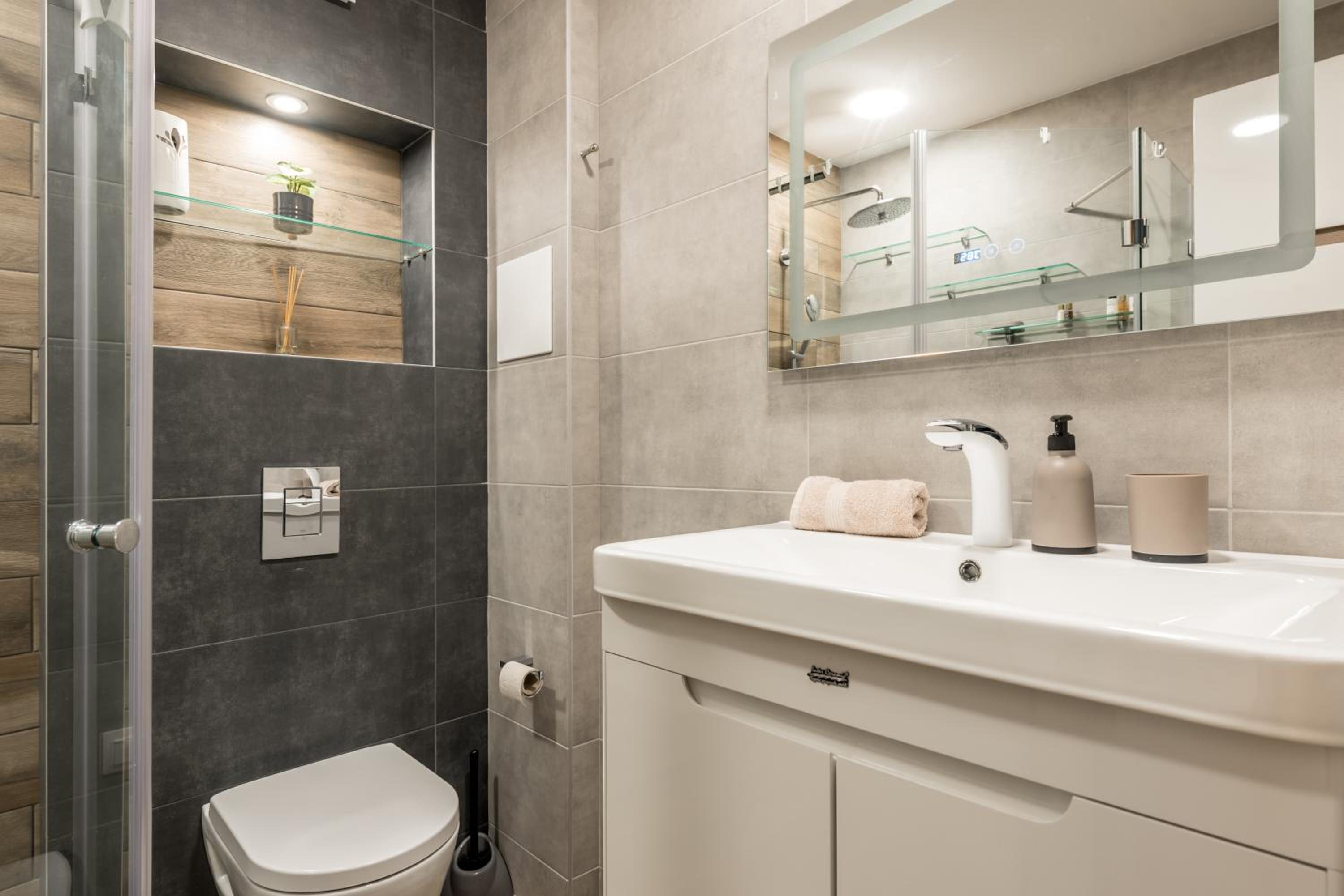 Apartment B - Lifestyle Holiday