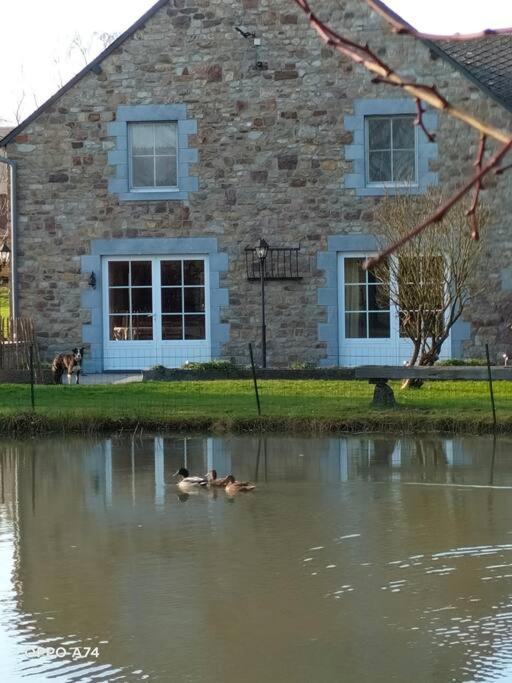 Gîte de la Dame au Lit Gîte à la ferme Chimay