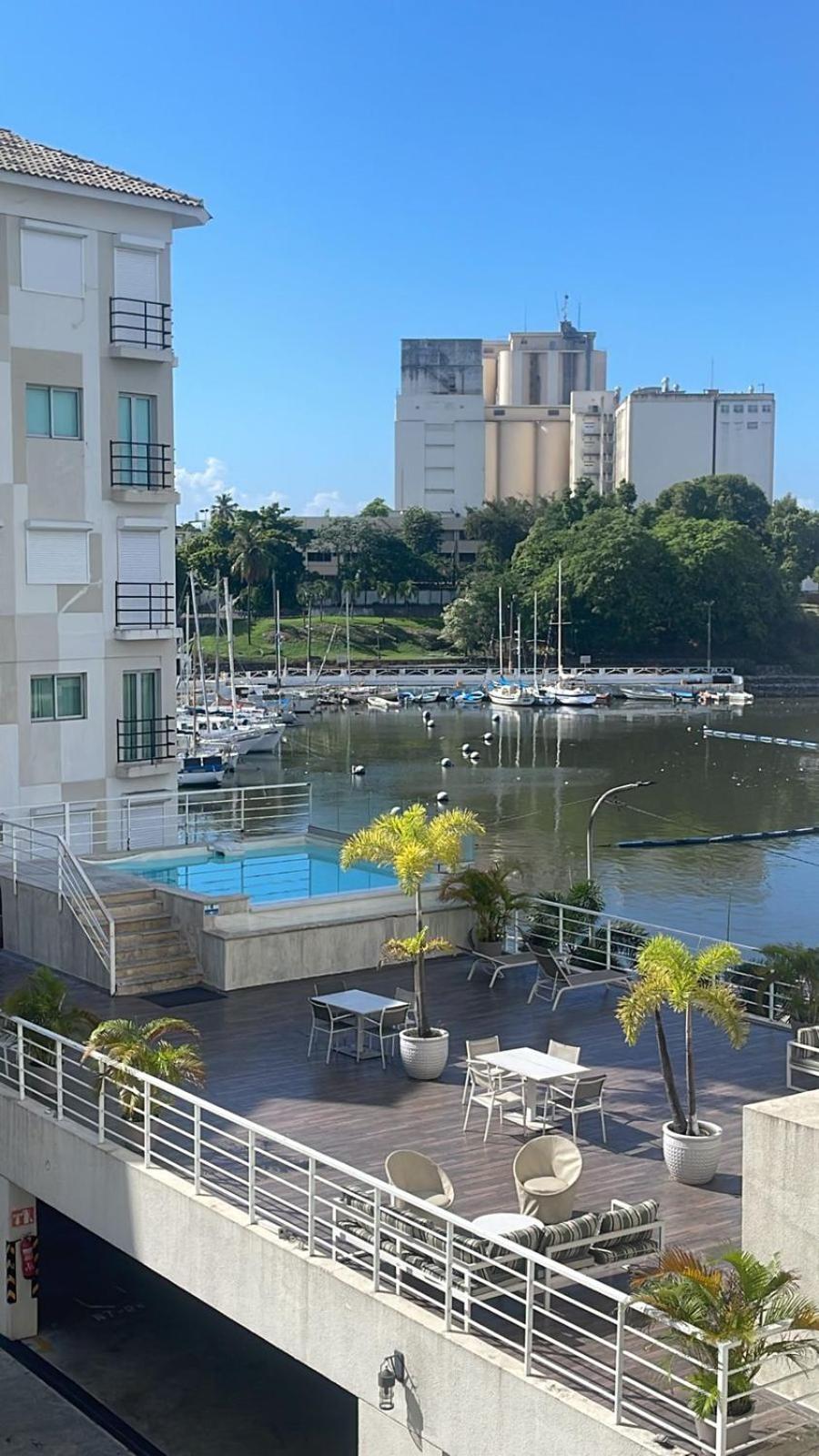 Apartamento de 3 habitaciones en zona colonial frente al ozama view 2