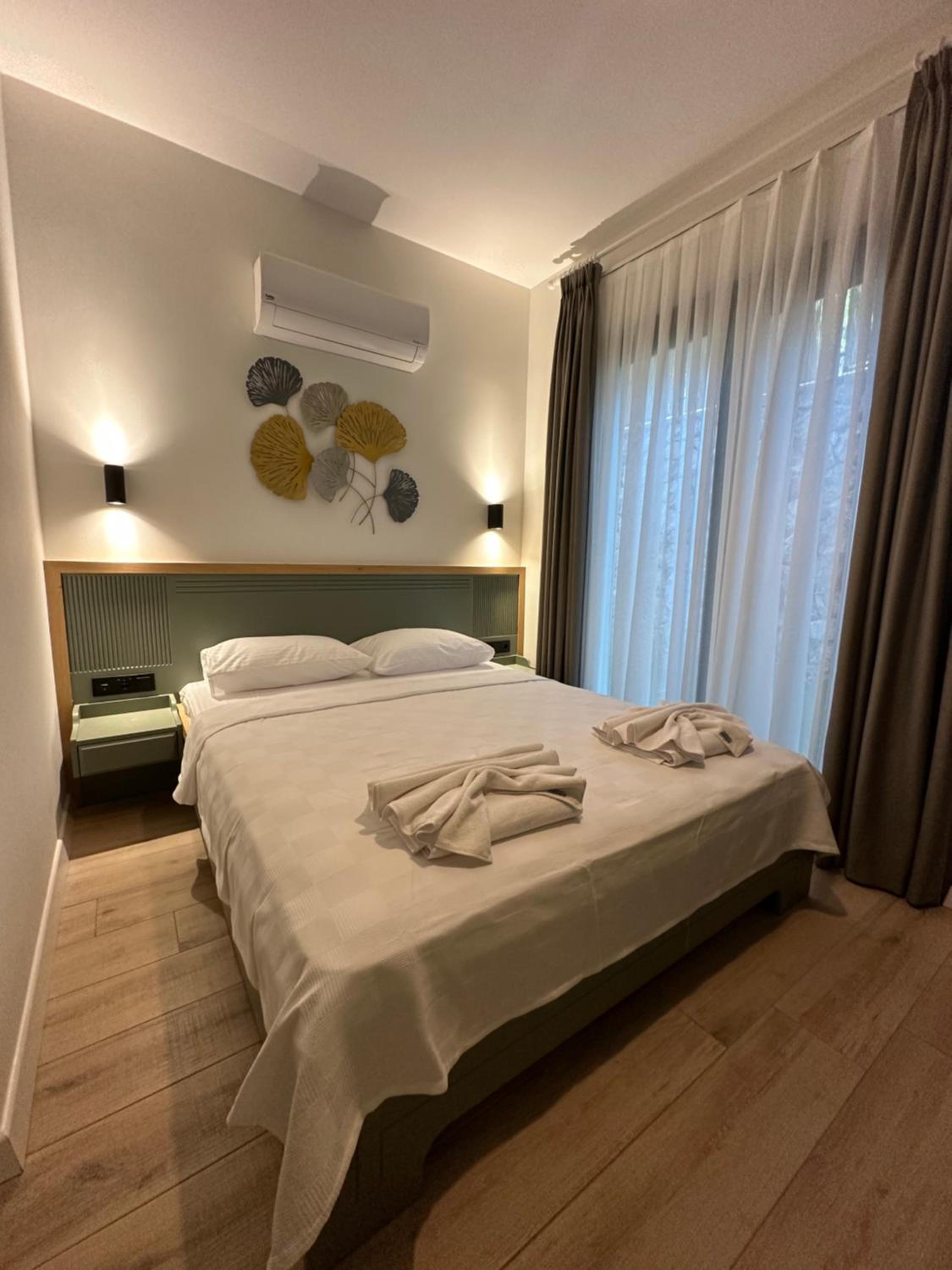 Esmahan Forest and Pool by Zehra Suites