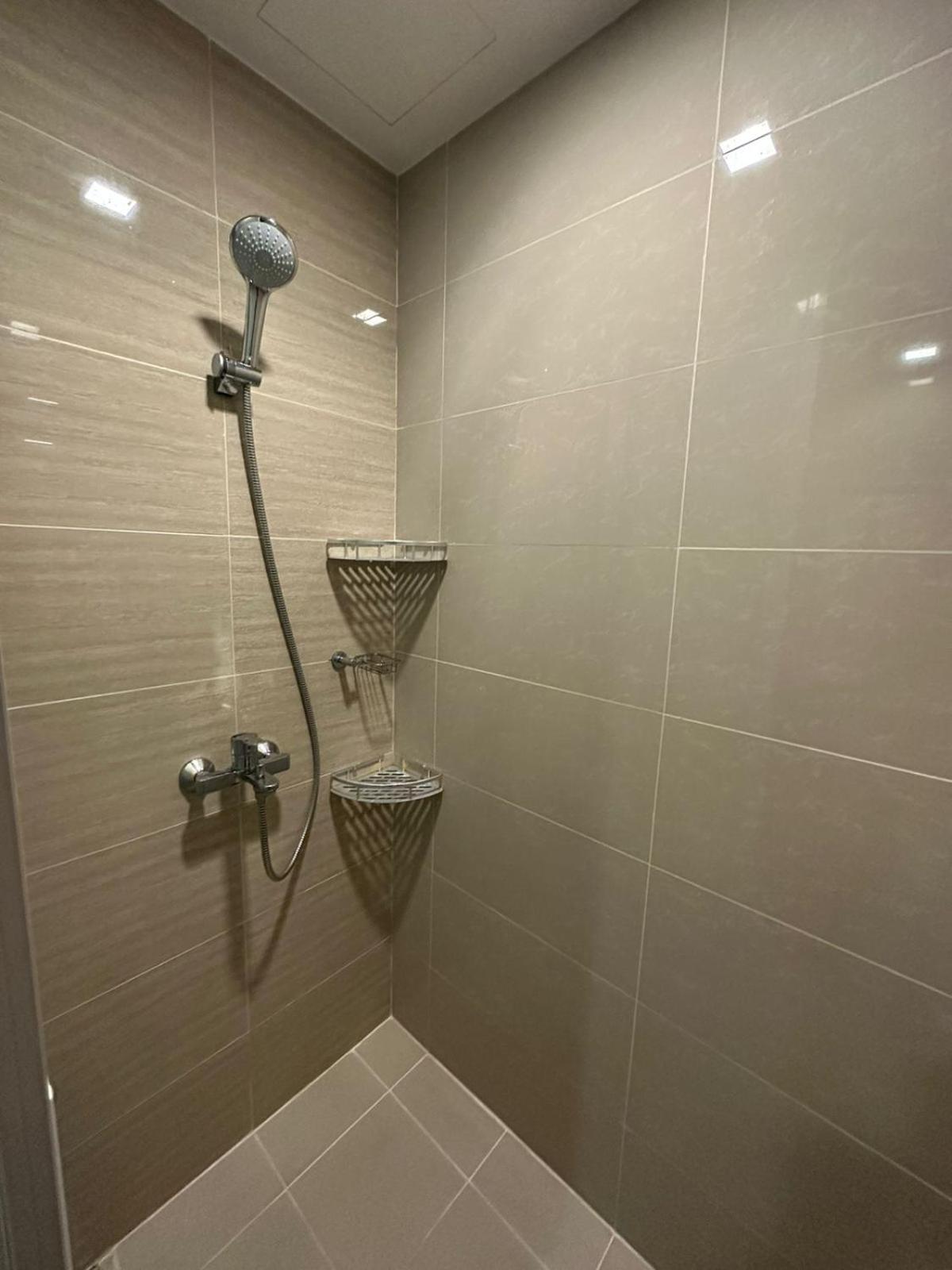 BGC Uptown Chic & Chill Pad
